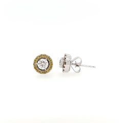 Ohrringe mit grünen Diamanten und GIA-zertifizierten runden weißen Diamanten