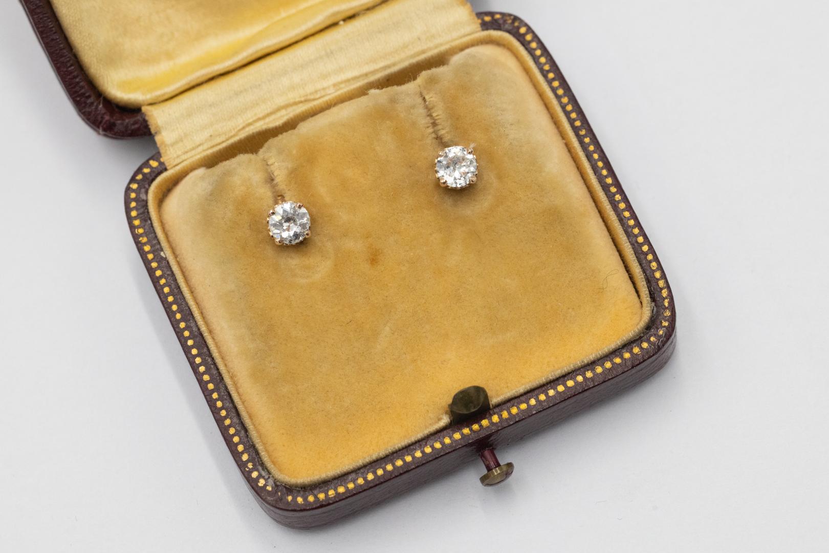 Ohrringe mit Diamanten im Altschliff mit einem Gewicht von 0,70 ct. im Angebot 3