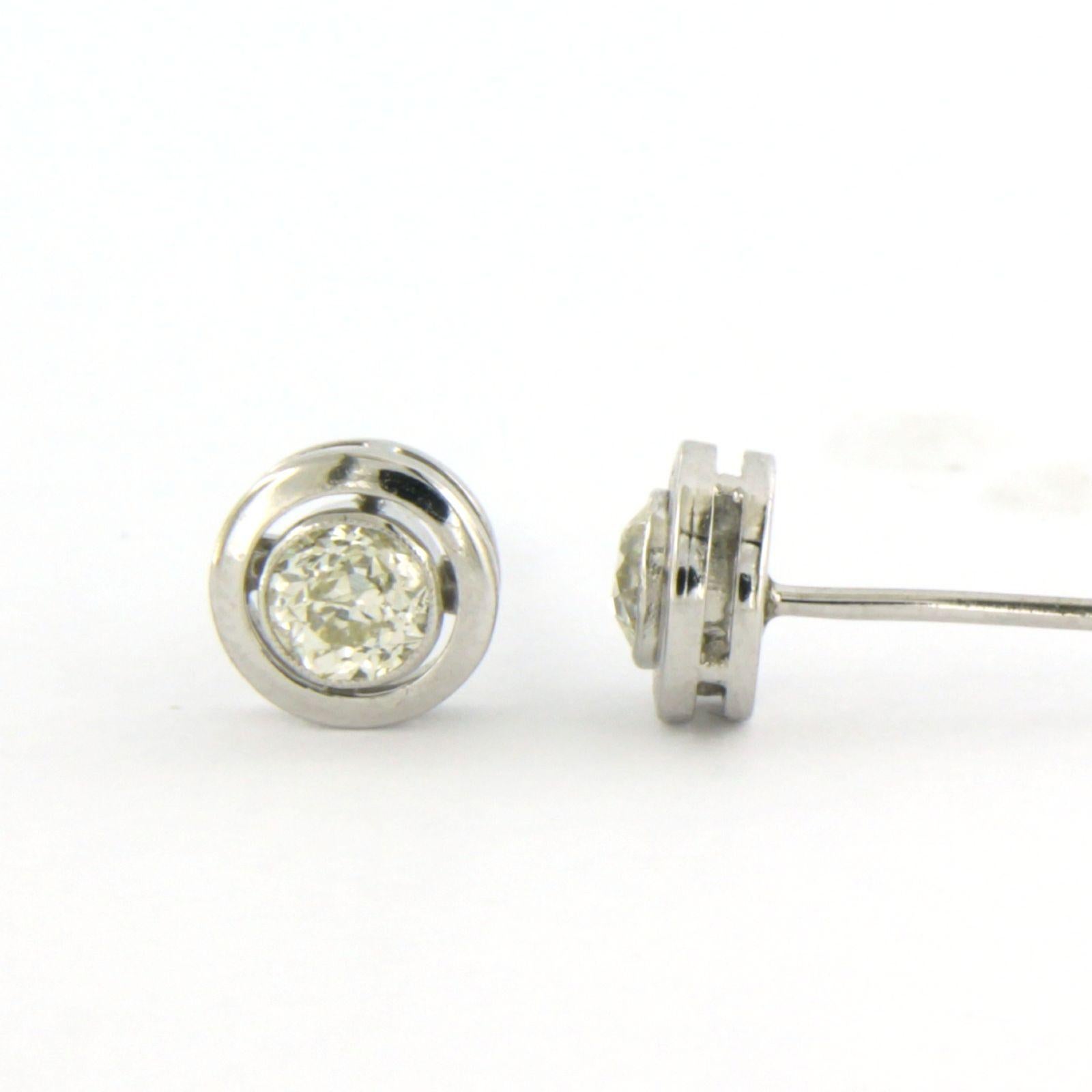 Boucles d'oreilles en platine PT820 avec diamants taille vieille mine jusqu'à 0,50 carat Excellent état - En vente à The Hague, ZH