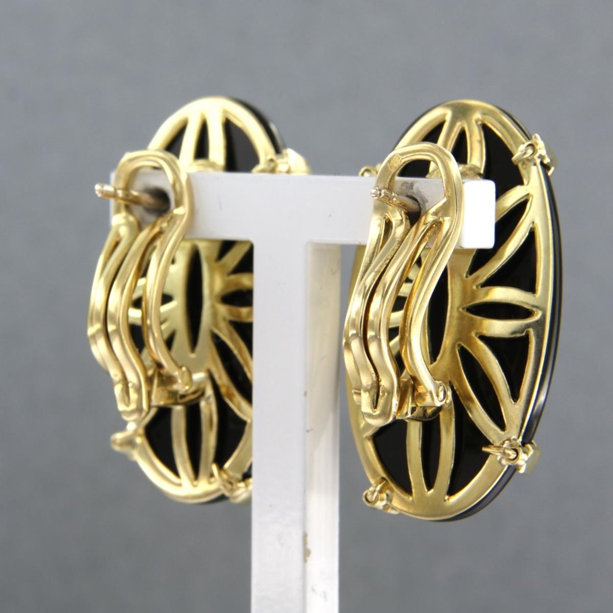Modern Earrings with Onyx and single cut diamonds up to 0.10ct 18k yellow Gold For Sale