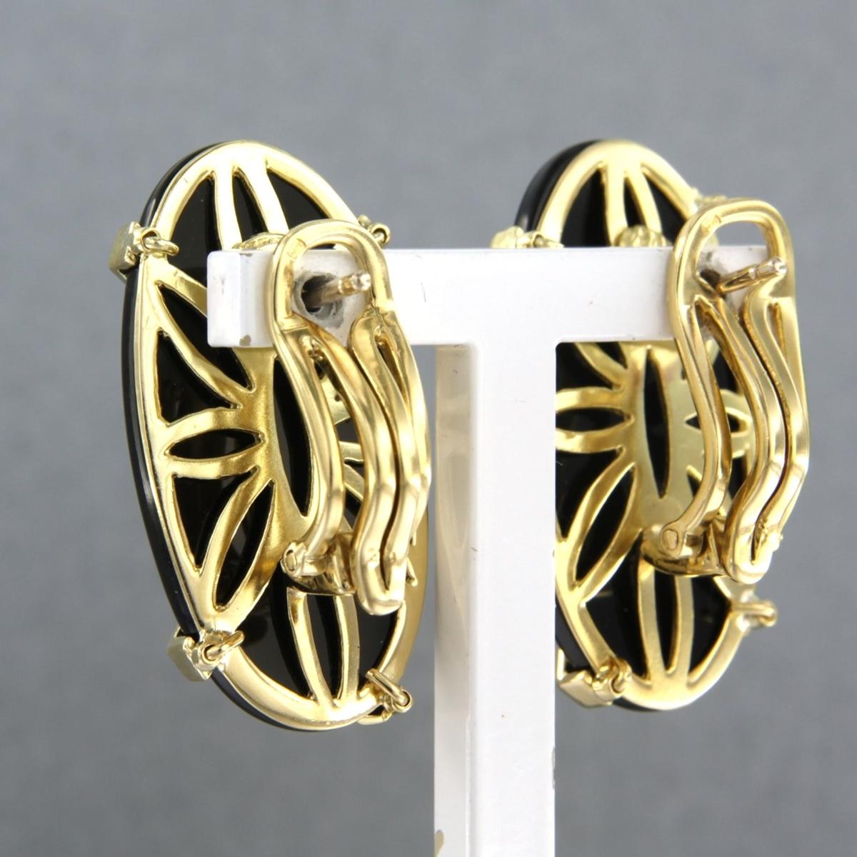 Boucles d'oreilles en or jaune 18 carats avec onyx et diamants taille unique jusqu'à 0,10 carat Pour femmes en vente