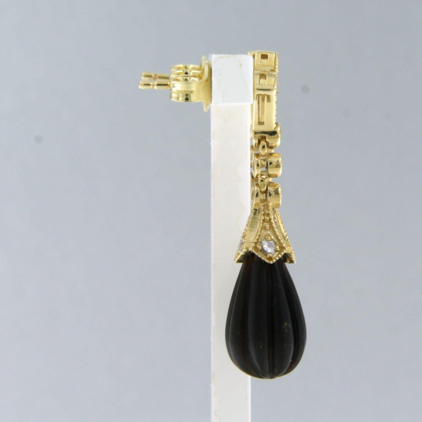 Boucles d'oreilles en or jaune 14 carats avec onyx et diamants taille unique jusqu'à 0,36 carat en vente 1
