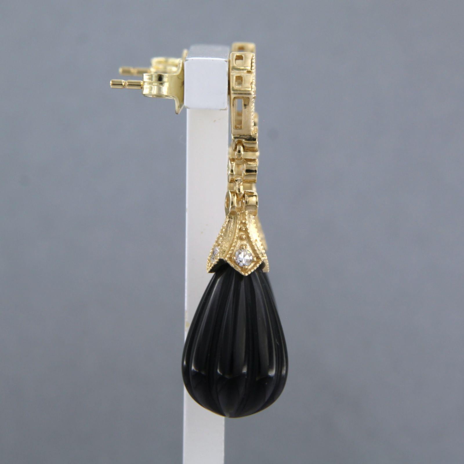 Boucles d'oreilles en or jaune 14 carats avec onyx et diamants taille unique jusqu'à 0,42 carat 6,2 grammes en vente 1