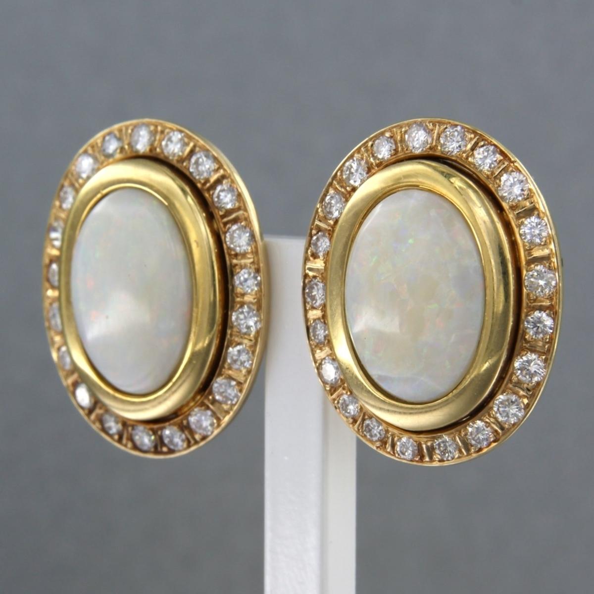 Modern Earrings with opal and diamond 18k yellow gold For Sale