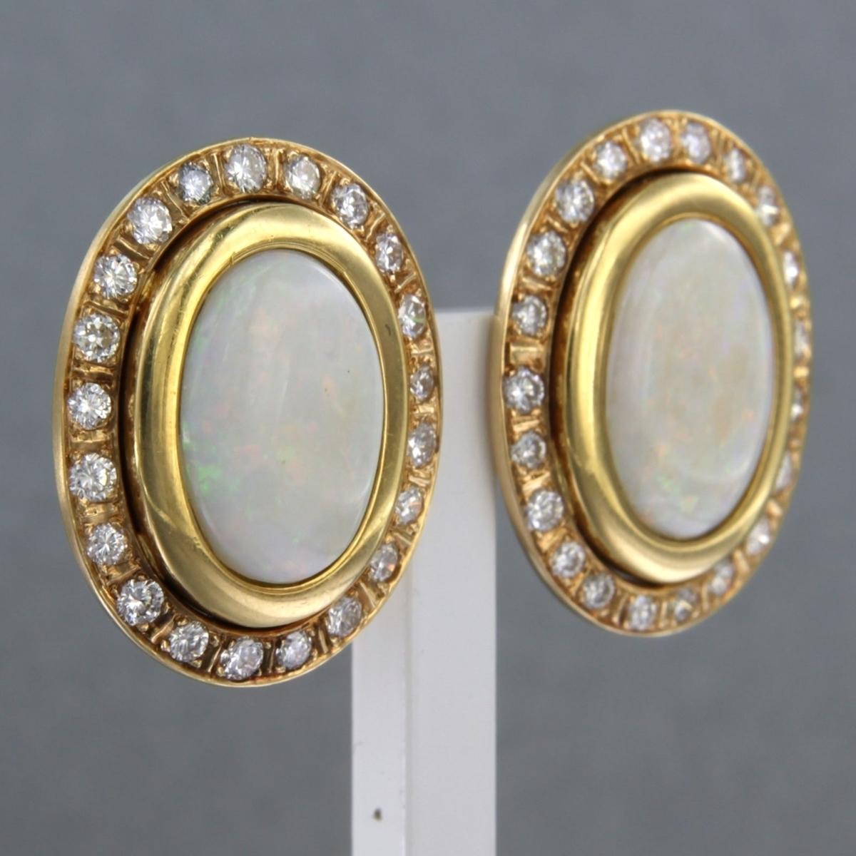 Brilliant Cut Earrings with opal and diamond 18k yellow gold For Sale
