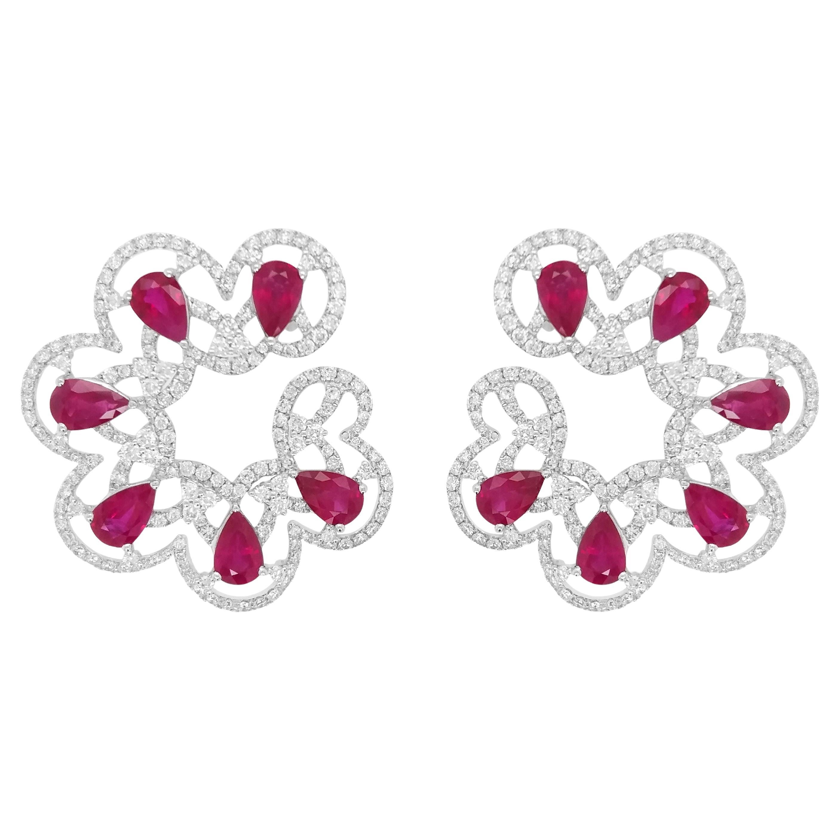 Earrings with pear shape Natural Ruby and White Diamonds made in 18K Gold im Angebot