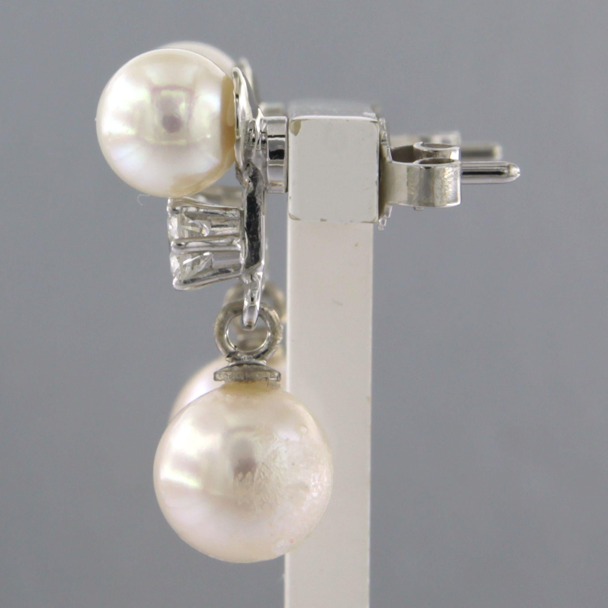 Pendientes con perla y diamantes talla brillante hasta 0,50ct Oro de 14k 4,8 gramos Corte brillante en venta