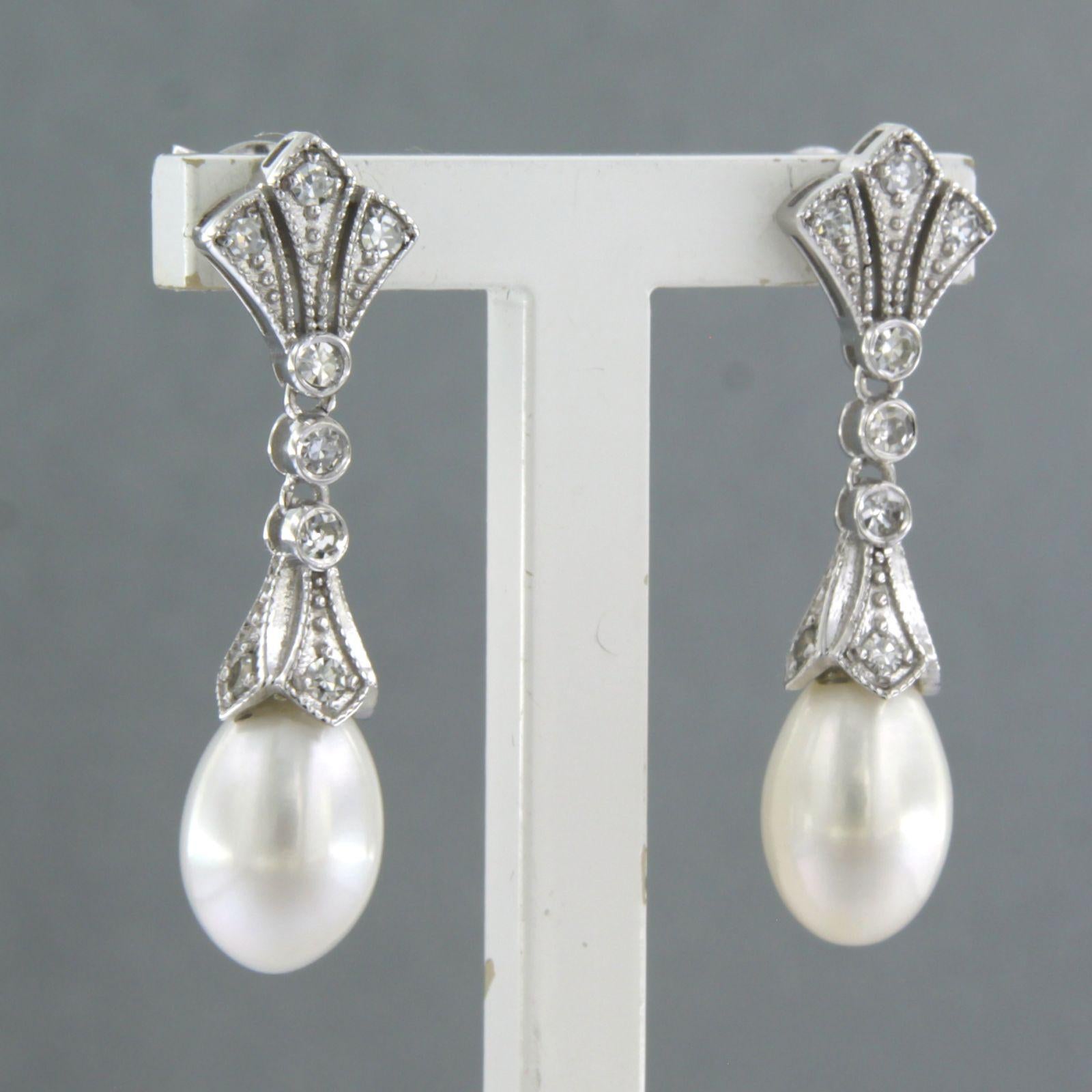 De las mujeres Pendientes con perla y diamantes talla única hasta 0,20 ct Oro de 14k 4,5 gramos en venta