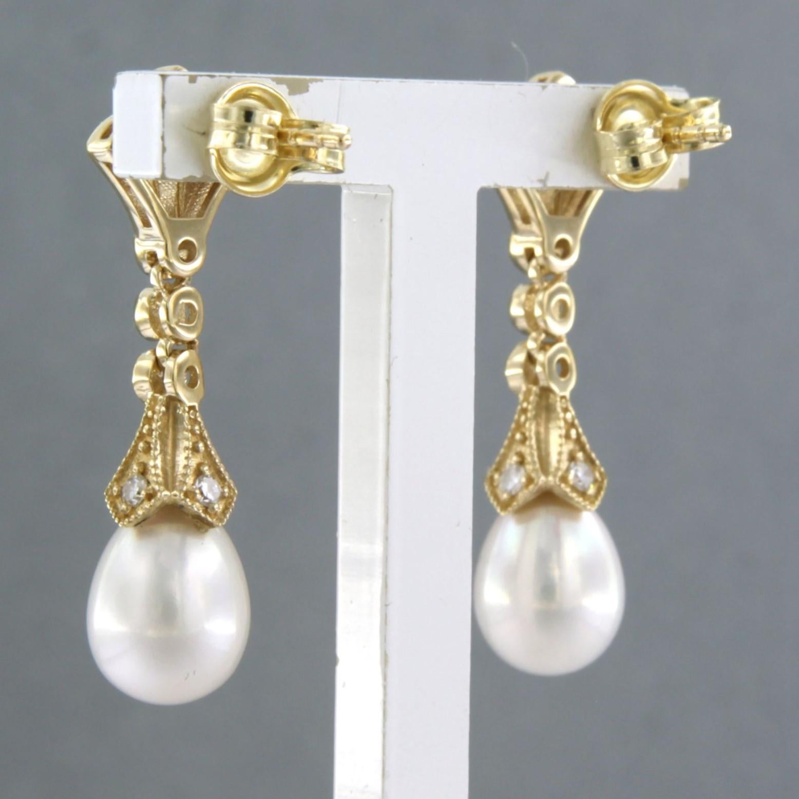 Boucles d'oreilles en or jaune 14 carats avec perles et diamants taille unique jusqu'à 0,32 carat Pour femmes en vente