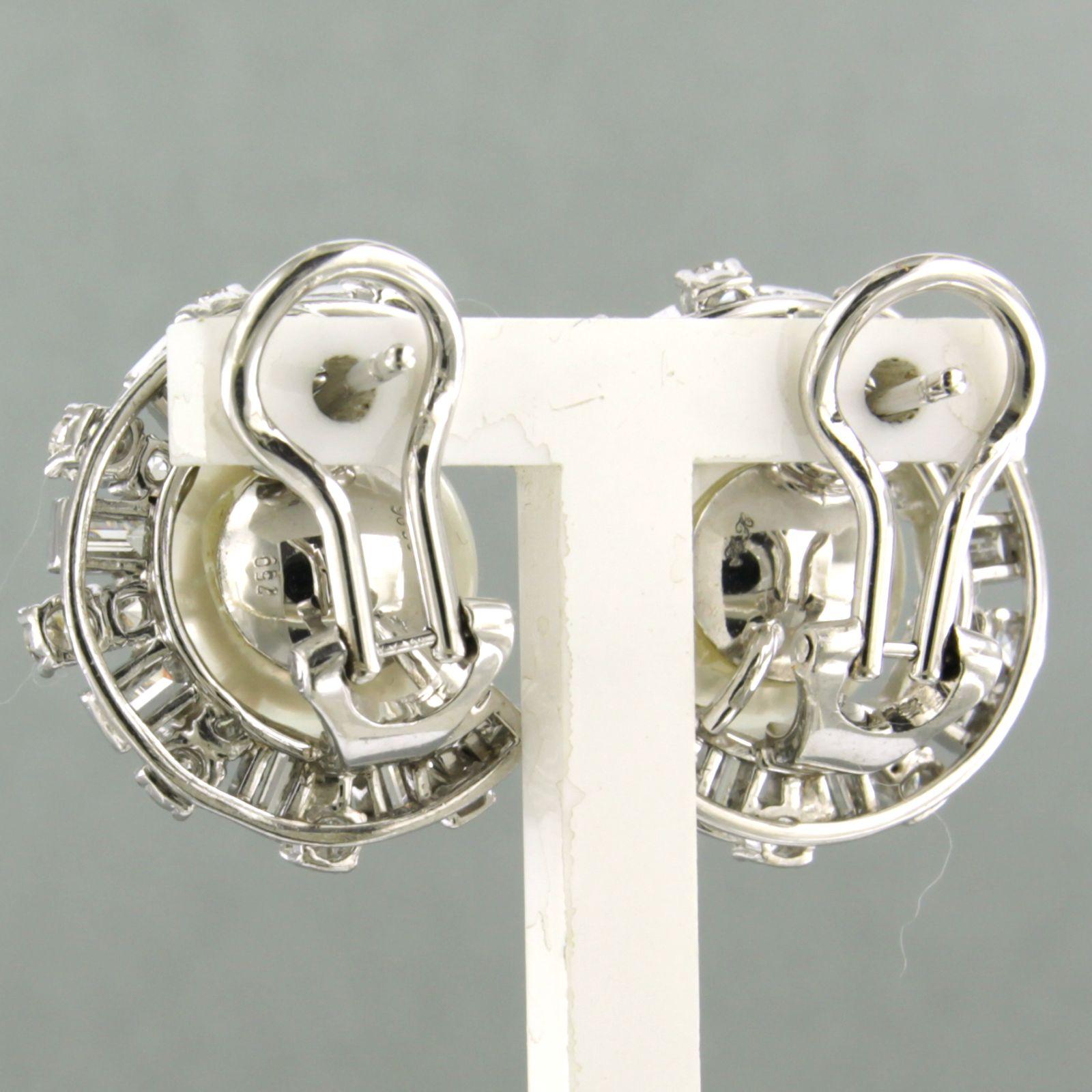 Brilliant Cut Earrings with pearl, baguette and brilliant cut diamond up to 2.40ct 18k gold For Sale