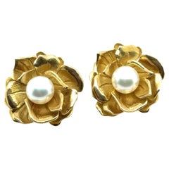 Boucles d'oreilles avec perles en or jaune 18 carats par Gübelin