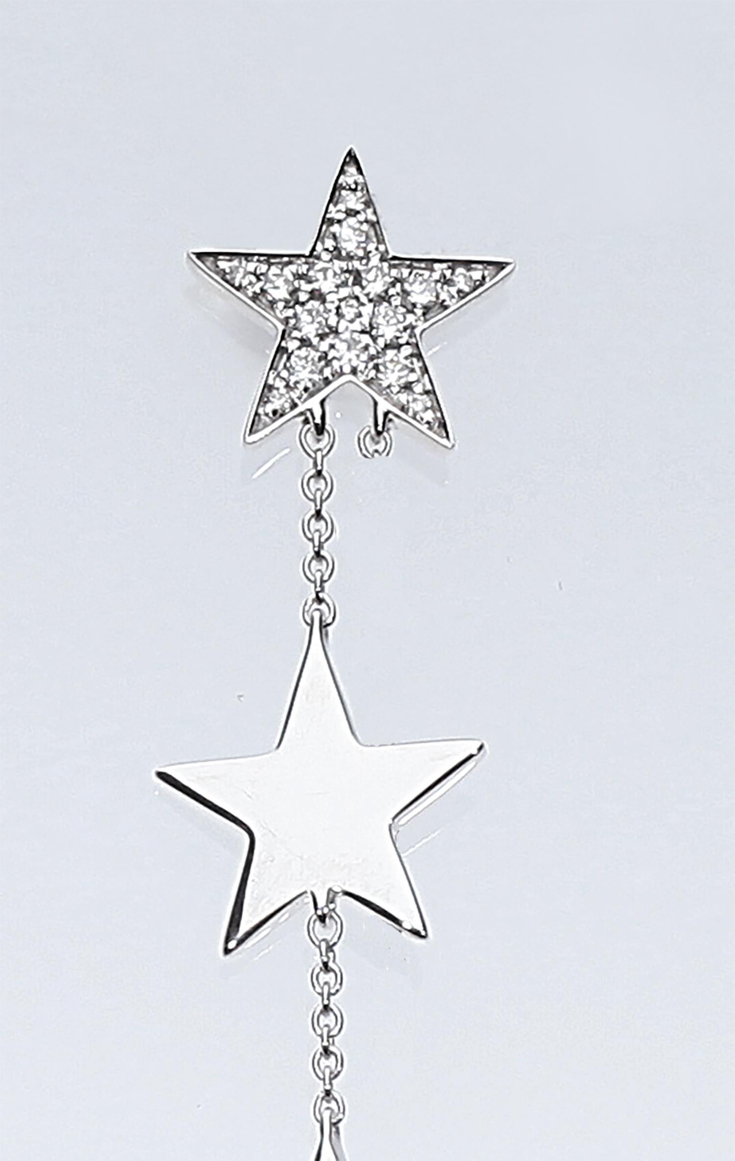 Earrings with Pendent Diamond Stars 18 Karat White Gold In New Condition For Sale In Rome, IT