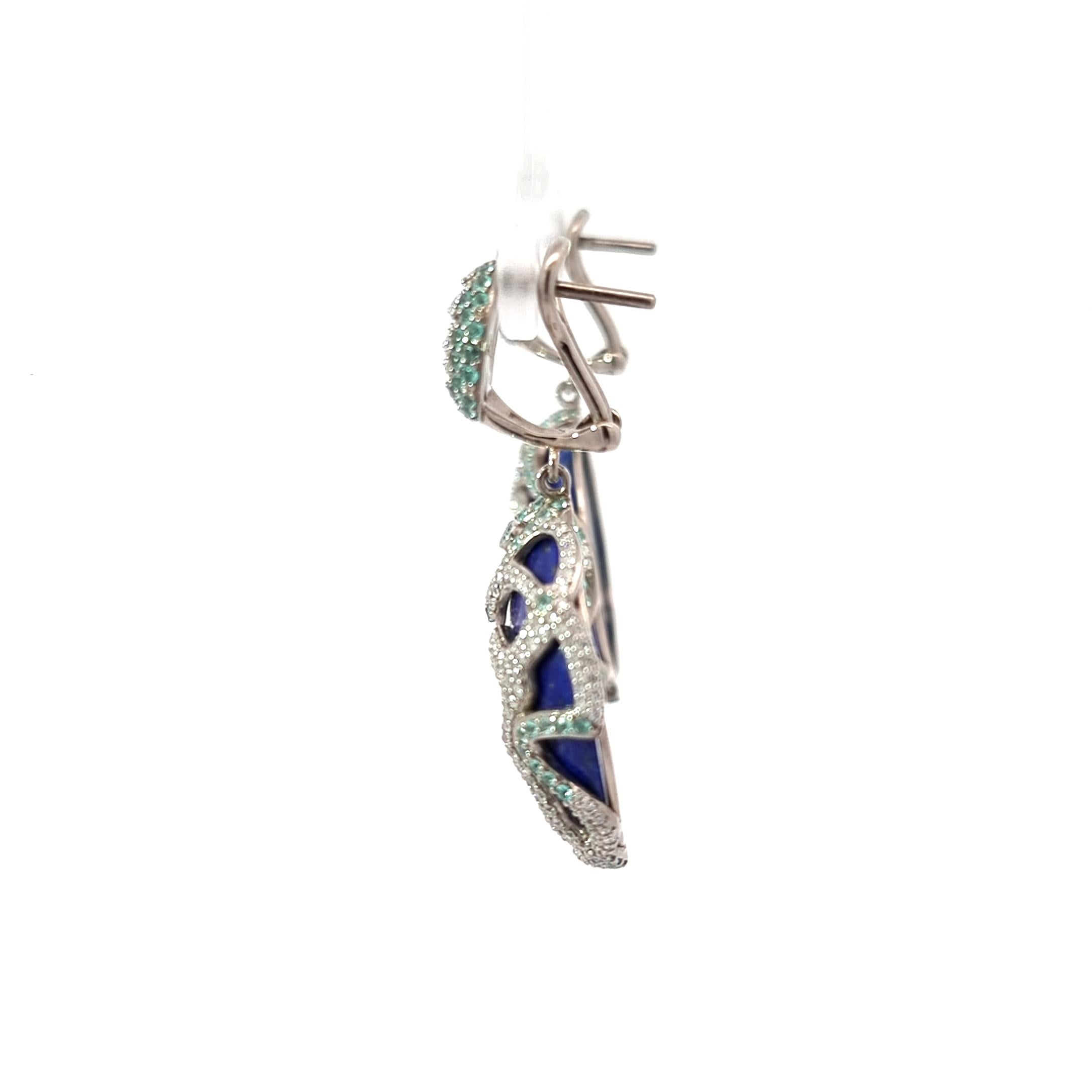 Ohrringe mit runden Lapislazuli-Scheiben, Diamanten, blauen Saphiren, Paraibas (Rundschliff) im Angebot