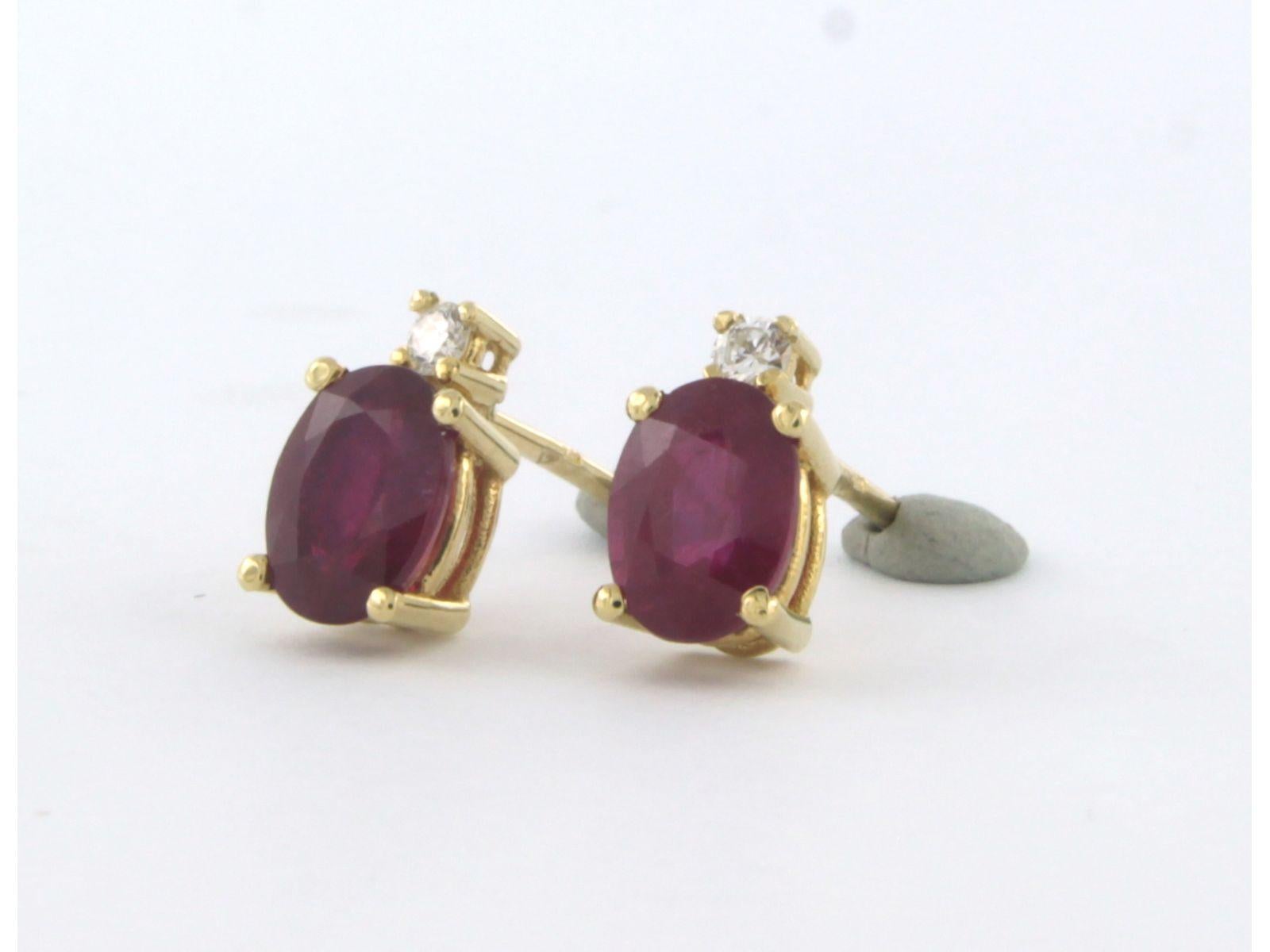 De las mujeres Pendientes con rubí y diamantes talla brillante hasta 0,08ct Oro de 18k 2,4 gramos en venta