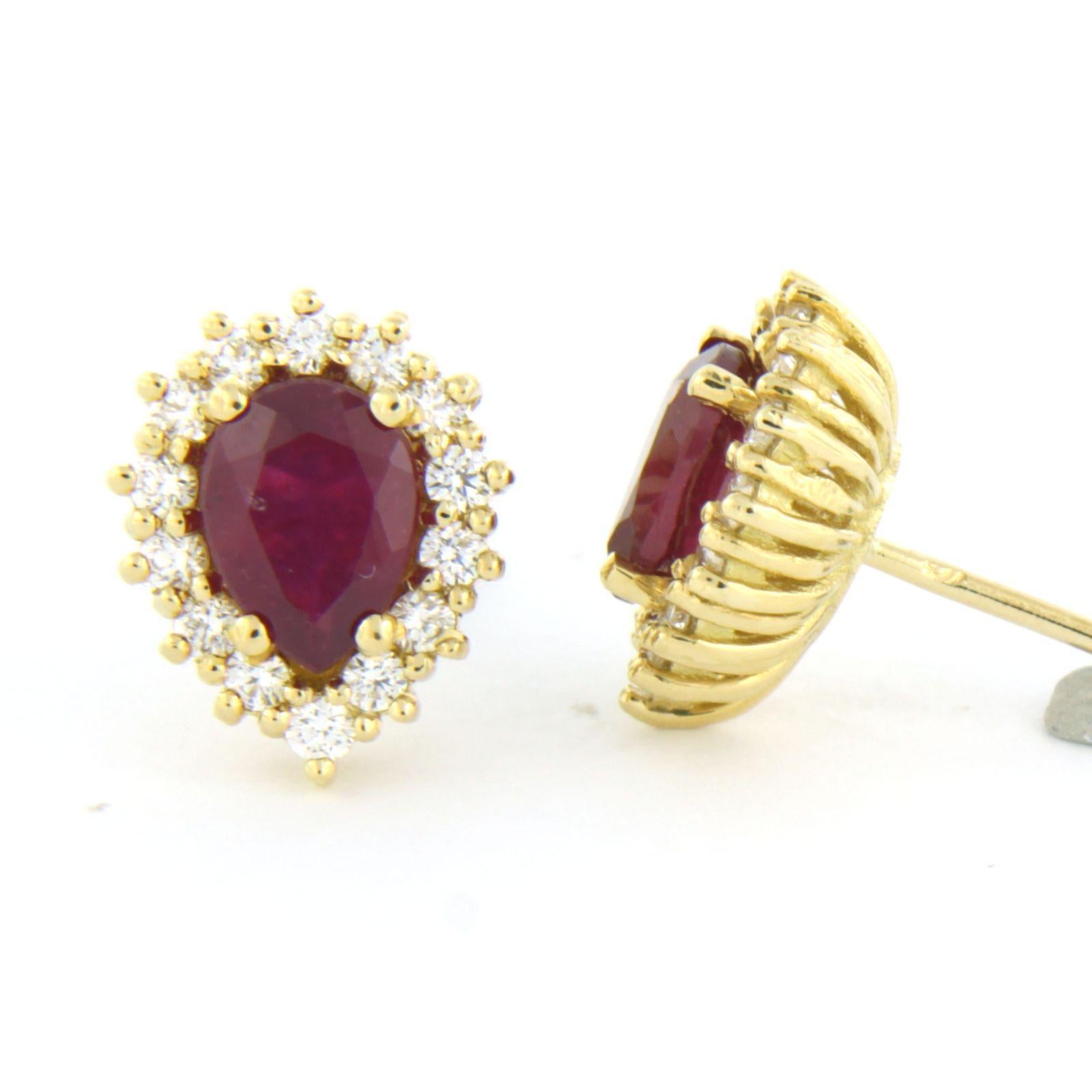 Earrings with ruby up to 1.80ct and brilliant cut diamonds up to 0.50ct 18k gold Moderno en venta