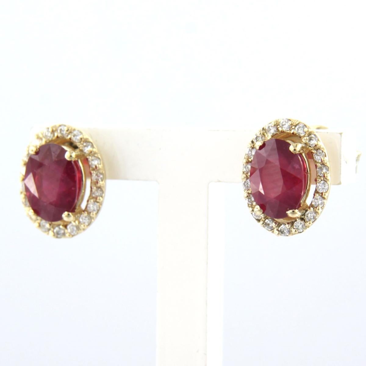 Boucles d'oreilles avec rubis jusqu'à 2,40ct et diamants taille brillant jusqu'à 0,20ct Or 14k Pour femmes en vente