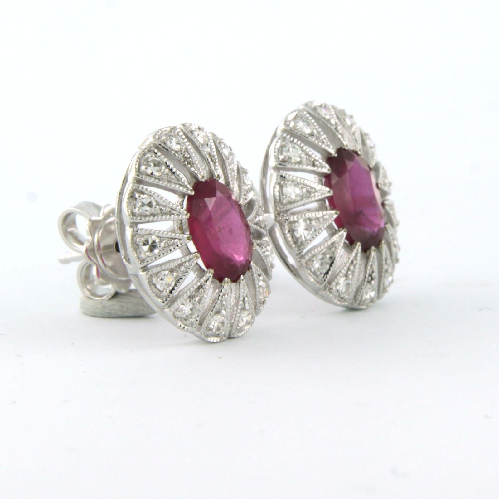 Taille simple Boucles d'oreilles avec rubis jusqu'à 2,90ct et diamants taille unique jusqu'à 0,48ct or 14k en vente
