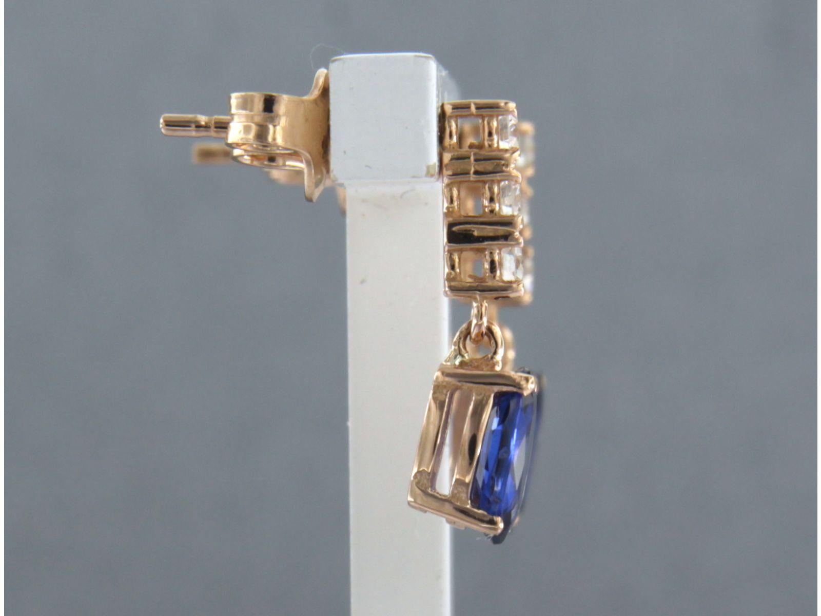 Boucles d'oreilles avec saphir 1,66ct et diamants taille brillant jusqu'à 0,22ct Or 18k en vente 1
