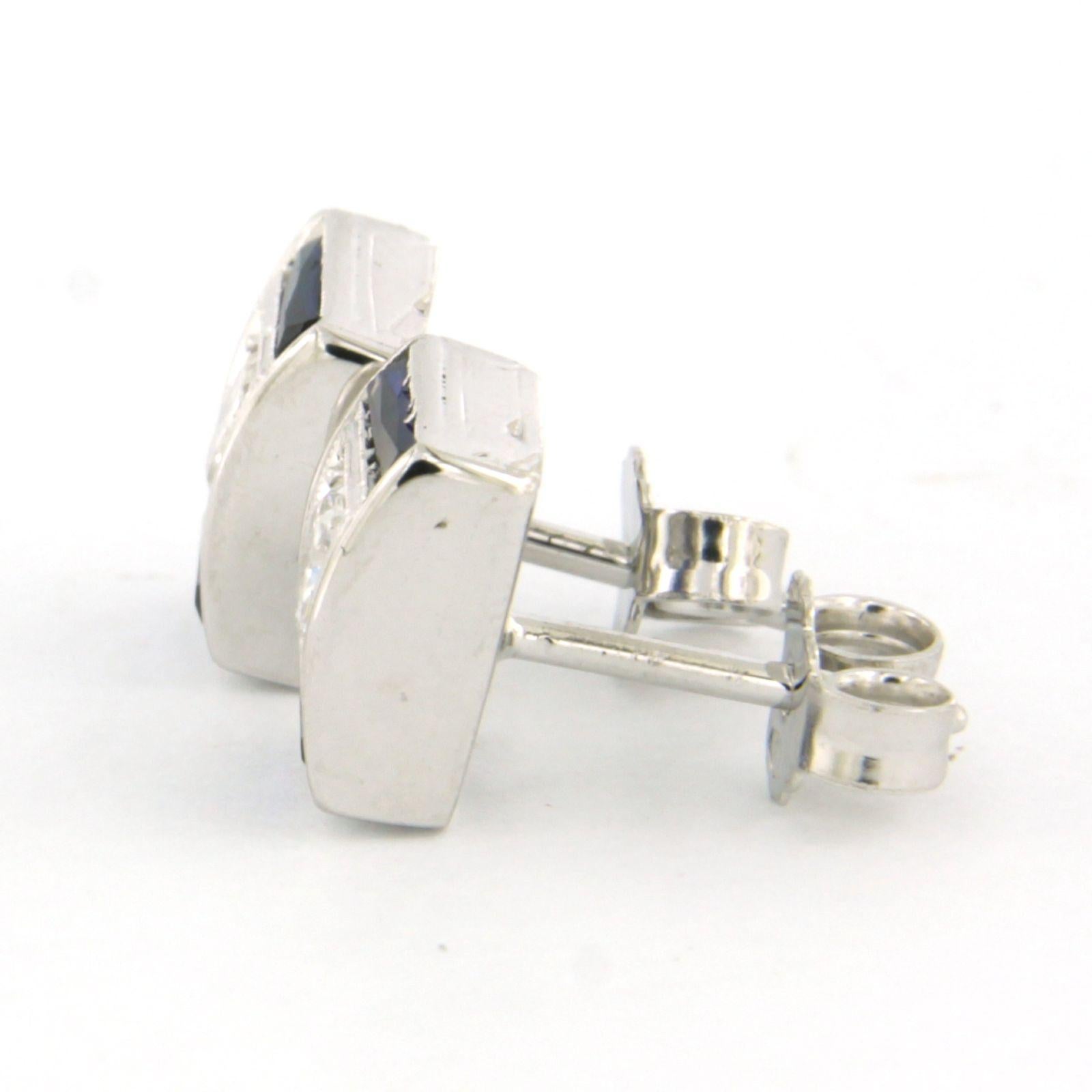 Earrings with sapphire and billiant cut diamonds up to 0.40ct 18k white gold In Excellent Condition In The Hague, ZH