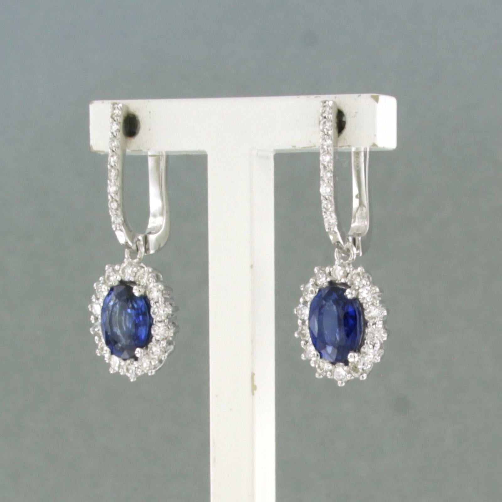 Boucles d'oreilles avec saphir et diamants taille brillant jusqu'à 0,72ct Or 18k 4,8 grammes Neuf - En vente à The Hague, ZH