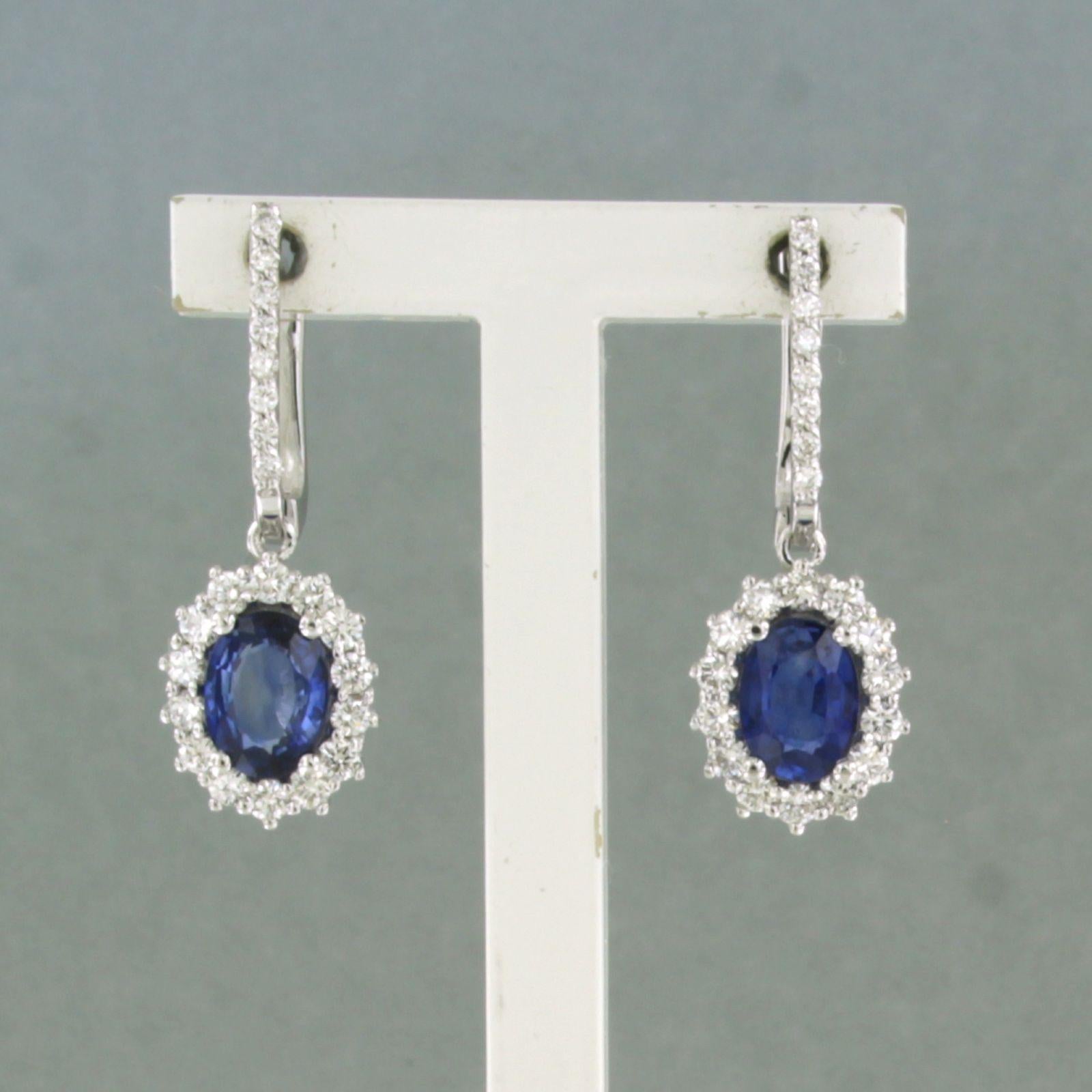 Boucles d'oreilles avec saphir et diamants taille brillant jusqu'à 0,72ct Or 18k 4,8 grammes en vente 1