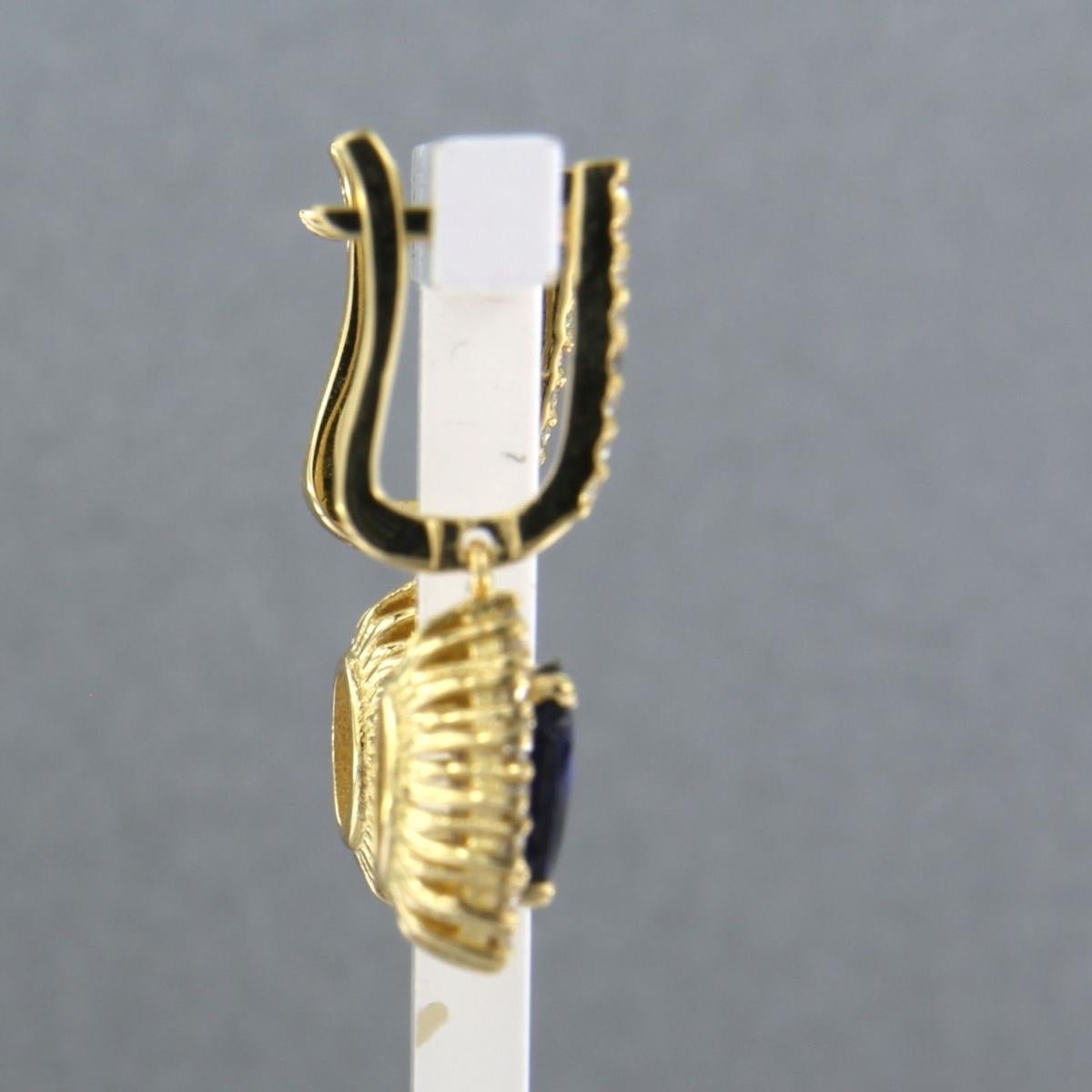 Pendientes con zafiro y diamantes talla brillante hasta 0,72ct Oro de 18k en Nuevo estado para la venta en The Hague, ZH