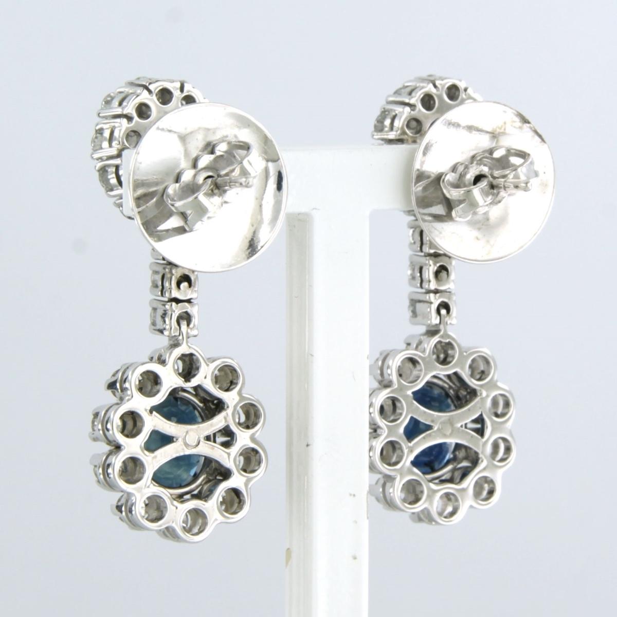Boucles d'oreilles avec saphir et diamants taille brillant jusqu'à 1,50 ct Or blanc 14k Excellent état - En vente à The Hague, ZH