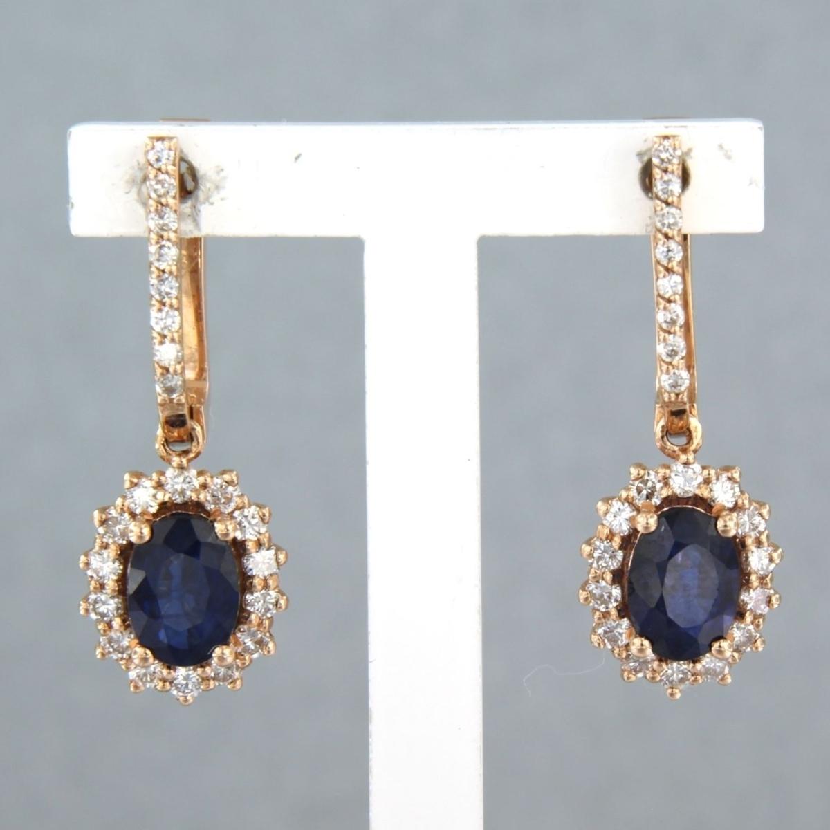 18k pink gold earrings with sapphire up to. approximately 2.96 ct and brilliant cut diamond up to. approximately 0.70 ct -F/G - VS/SI

detailed description:

the top of the earrings is 2.7 cm high and 1.0 cm wide

weight 6.2 grams

set with

- 2 x