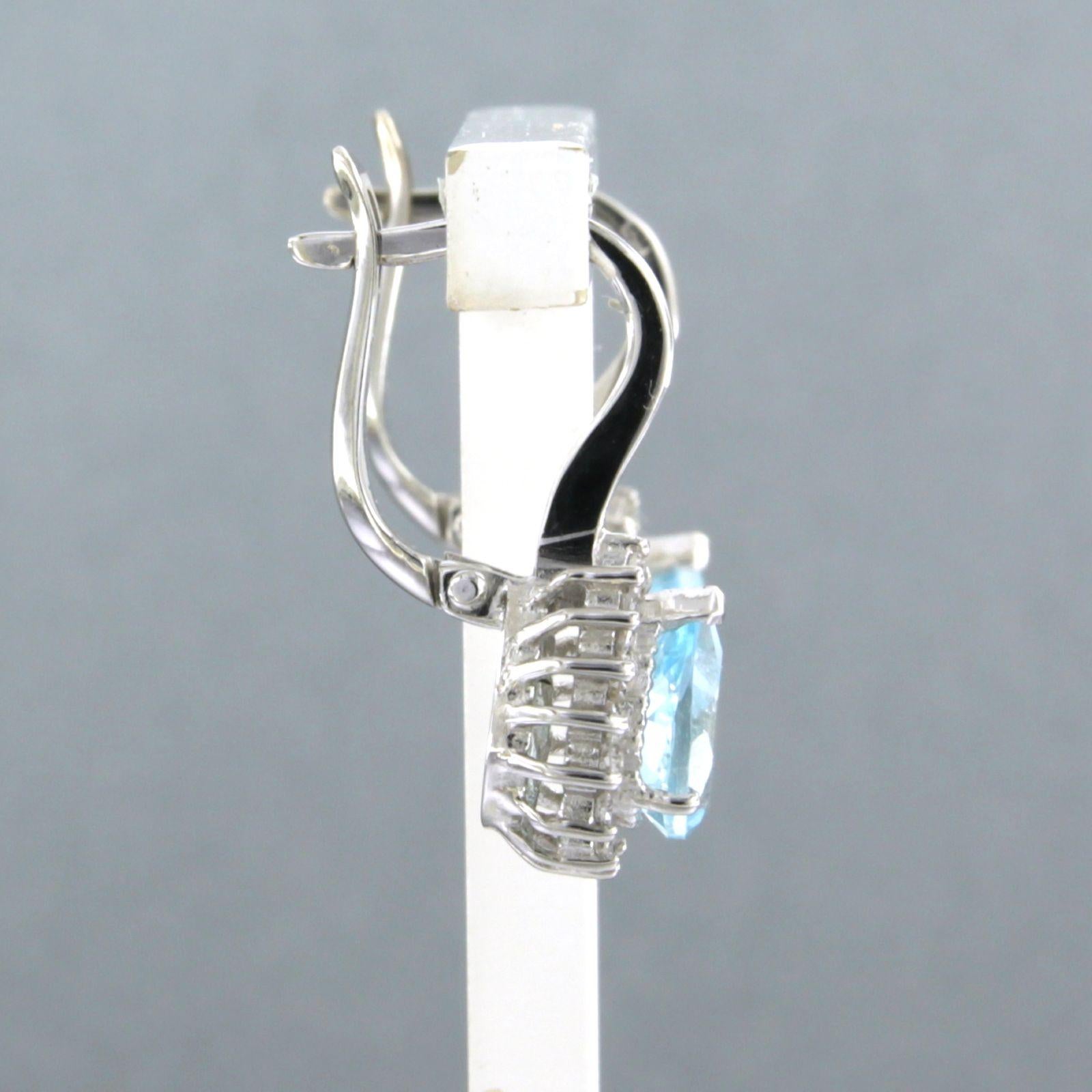 Earrings with Topaz and Diamond 18k white gold In Good Condition For Sale In The Hague, ZH