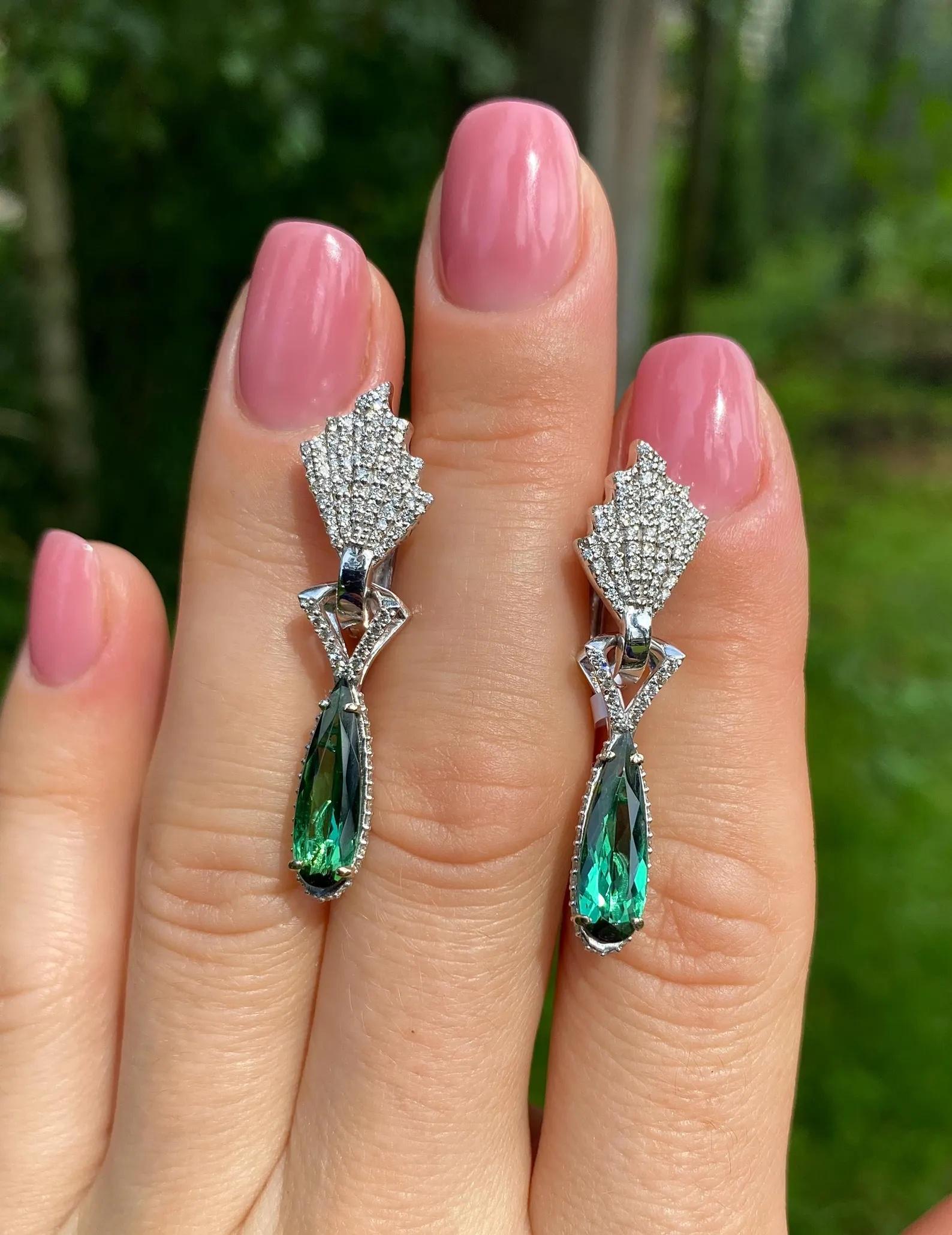 Pendientes con gemas naturales Turmalina y Diamante, Oro Blanco 18 Kilates en Nuevo estado para la venta en Daugavpils, LV