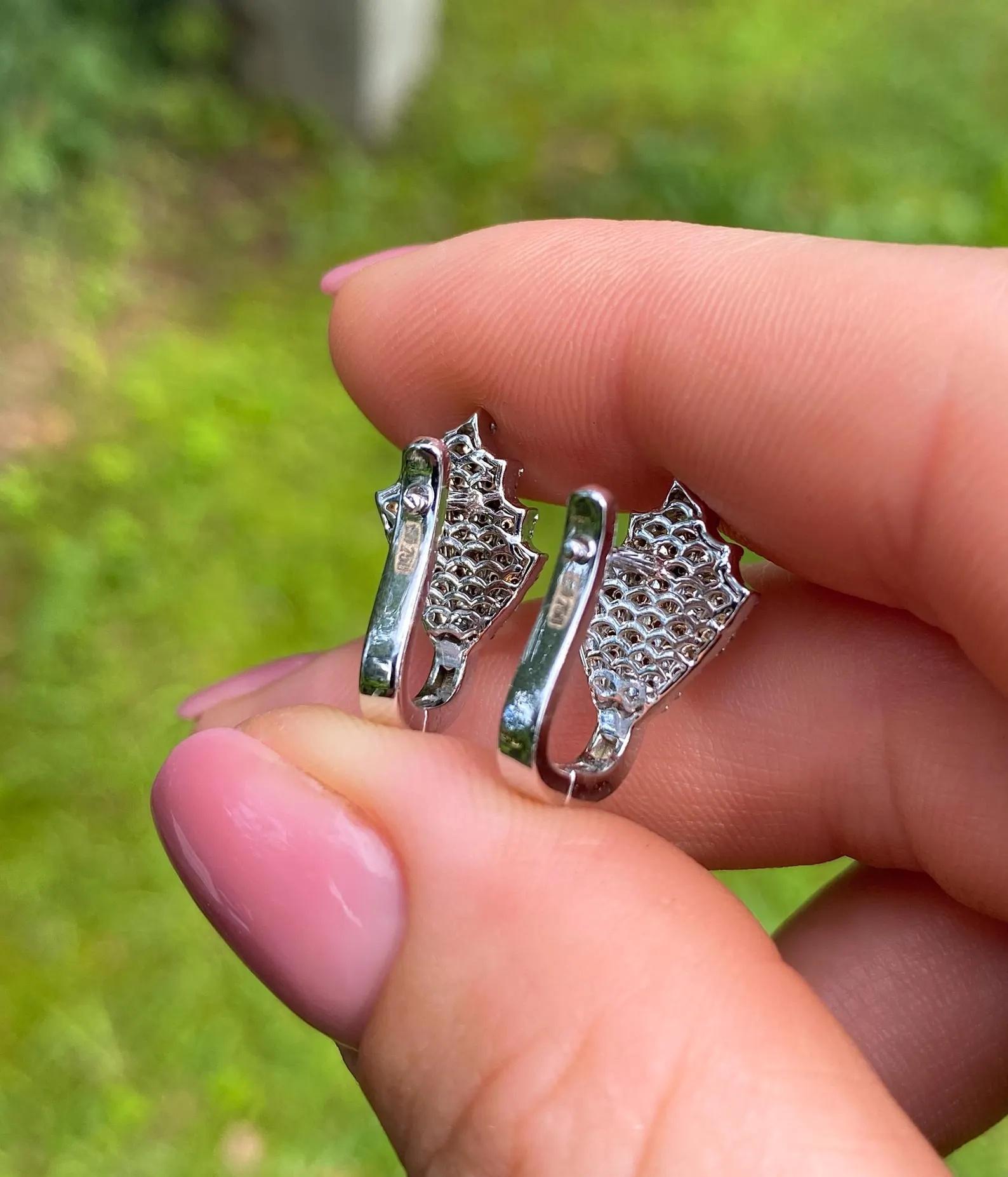 Pendientes con gemas naturales Turmalina y Diamante, Oro Blanco 18 Kilates en venta 3