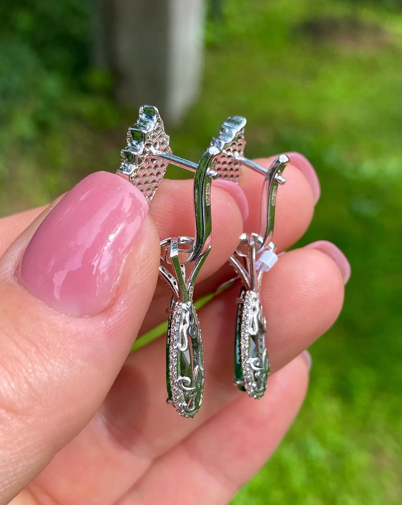 Pendientes con gemas naturales Turmalina y Diamante, Oro Blanco 18 Kilates en venta 4
