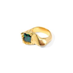 Tierra 1 Anillo esculpido a mano en bronce chapado en oro de 24 quilates de Marion Fillancq