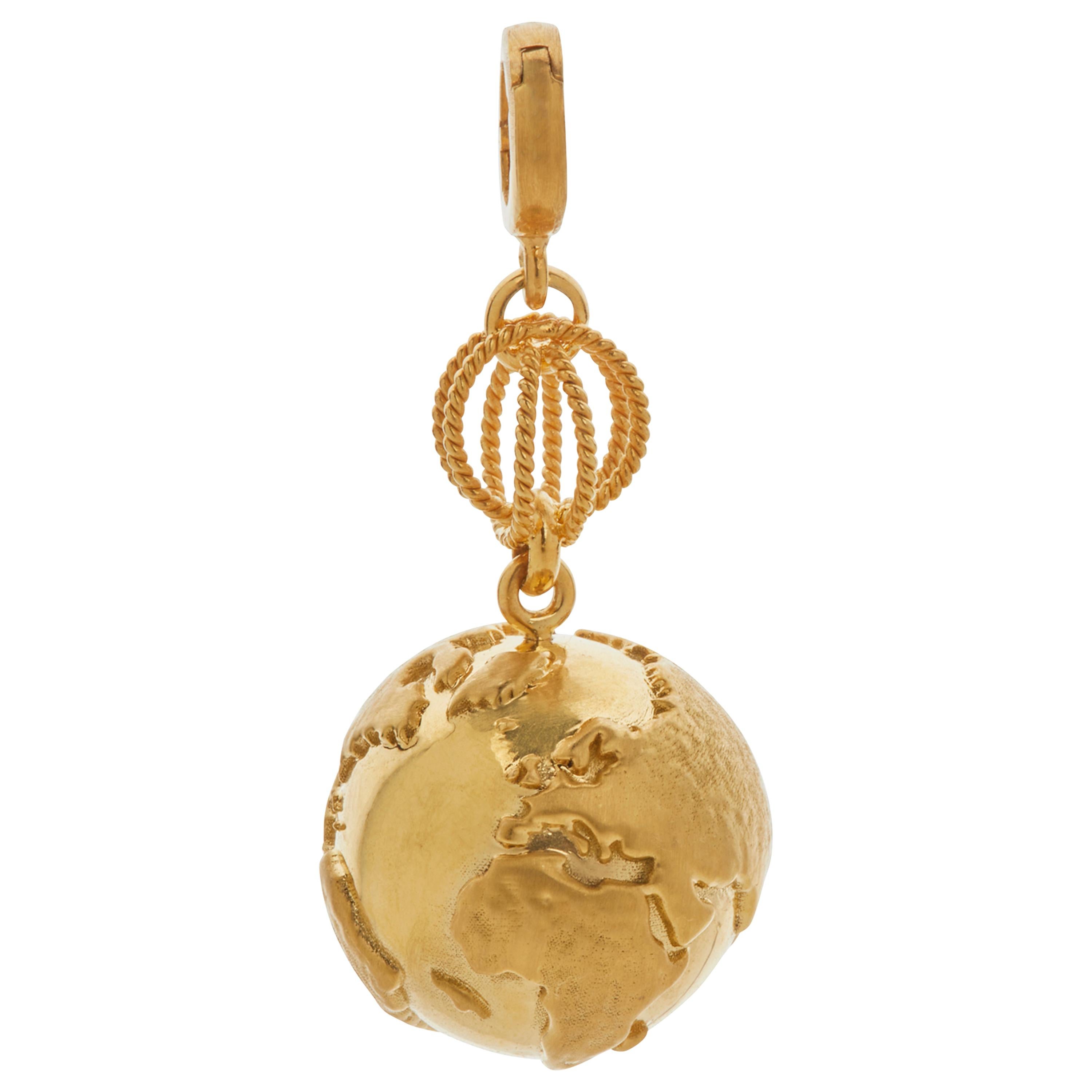 Earth 18 Karat Yellow Gold Pendant For Sale