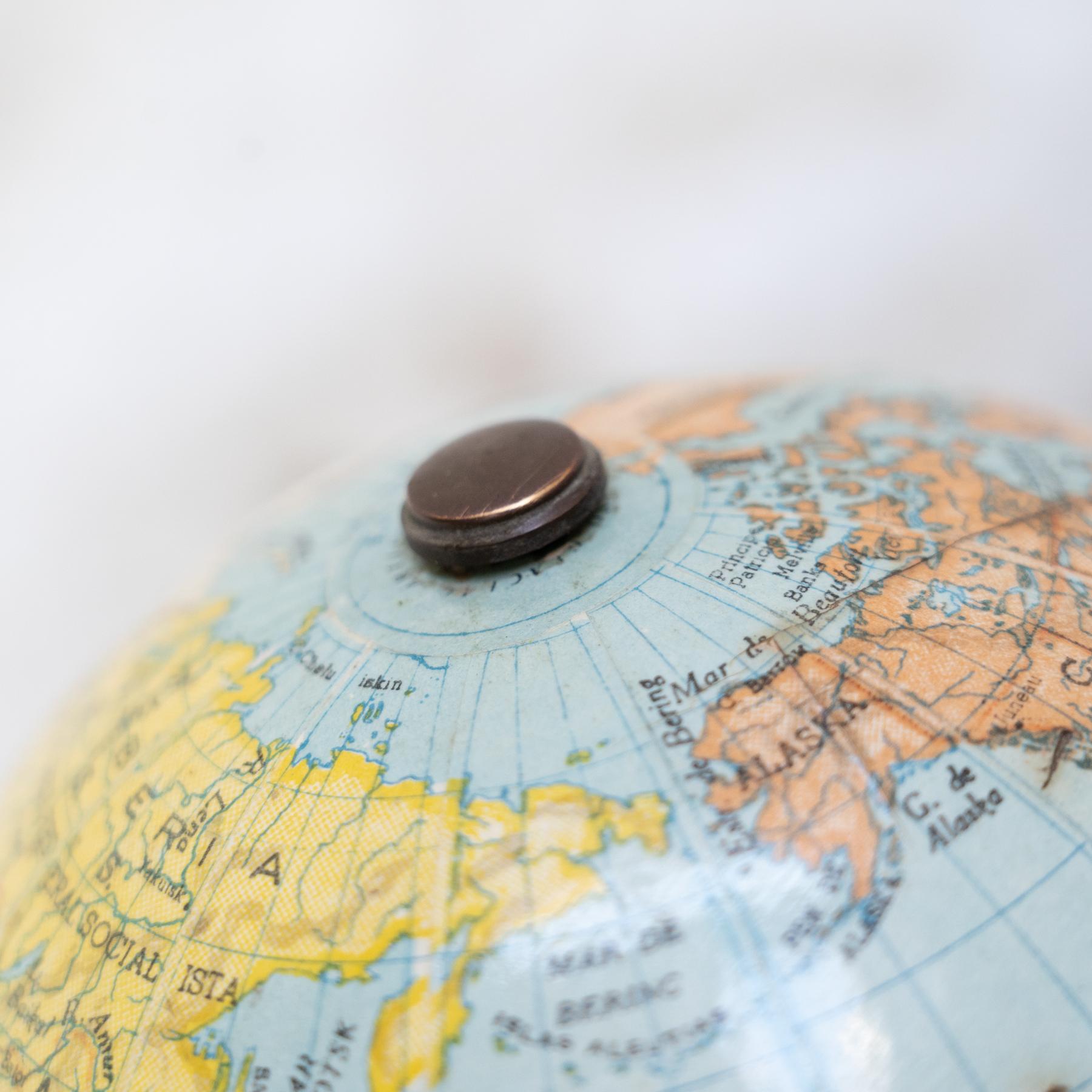 Mid-20th Century Earth Globe Paluzie Wood And Plaster, circa 1940 For Sale