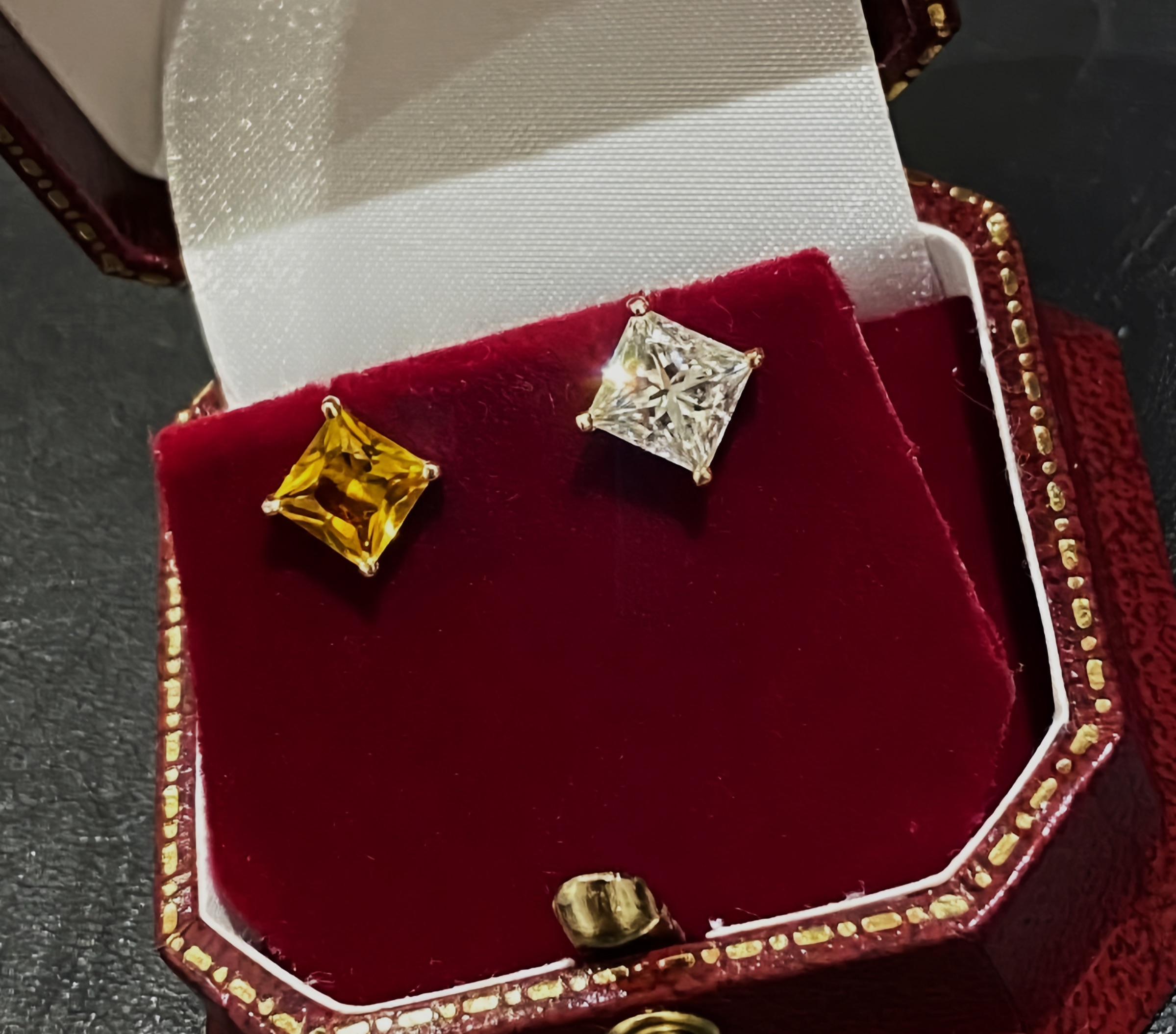 Taille princesse Boucles d'oreilles en or 18K avec un diamant taille princesse de 1,50 carat et une citrine. en vente