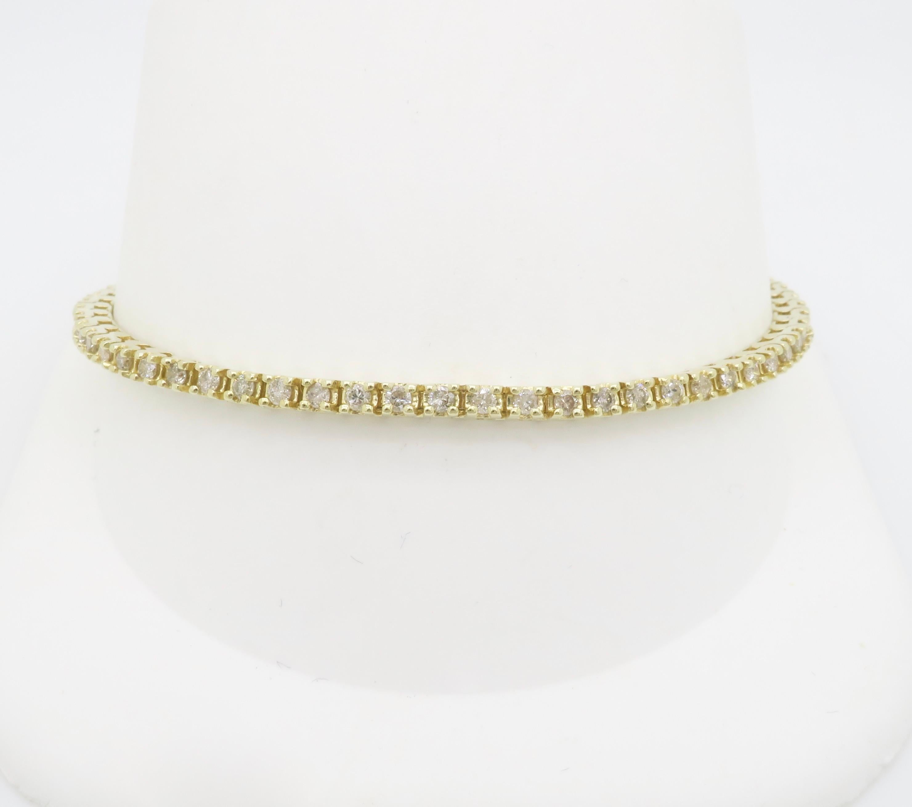 Round Cut Earth Mined Diamond Tennis Bracelet