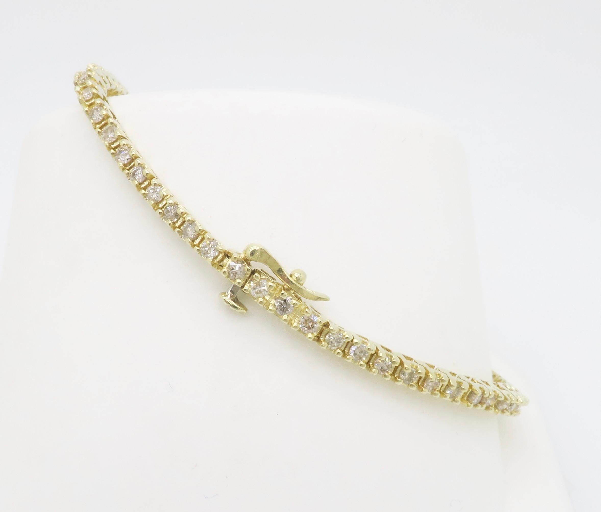 Earth Mined Diamond Tennis Bracelet 1