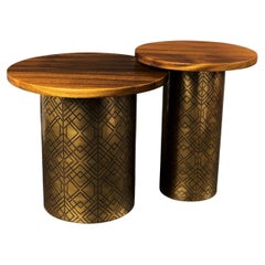 Mesa auxiliar Earth Prints 7B de madera maciza de Dibetou y latón grabado Ø 50 x A 46