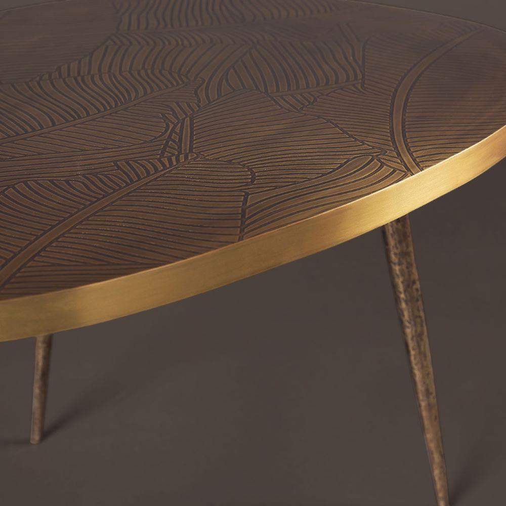 Art déco Table d'appoint Earth Prints 9 : laiton gravé et moulé  L 90 x L 65 x H 45 cm en vente