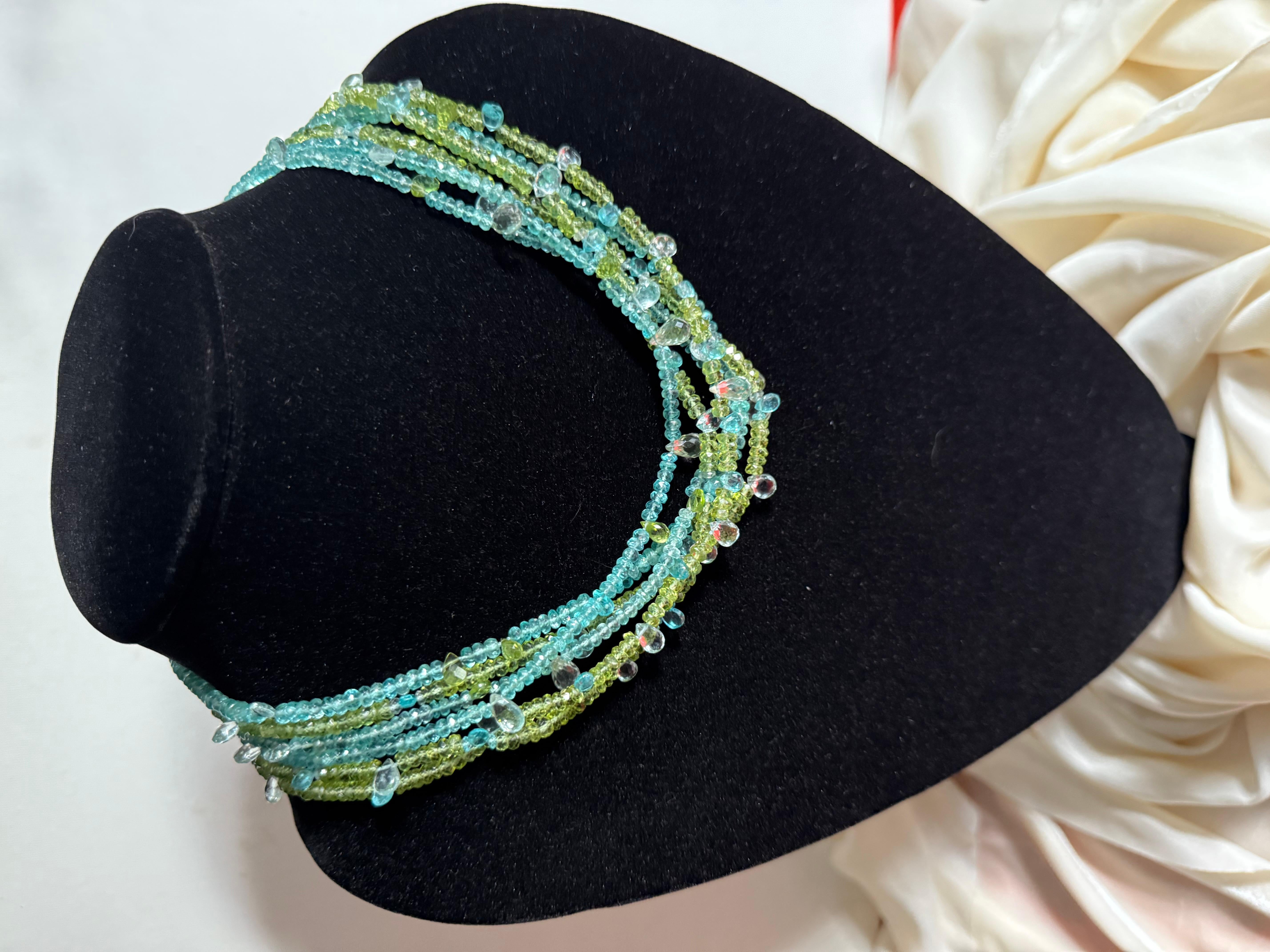 Collier ciel et gouttes de pluie - péridot vert + aigue-marine bleue en vente 3