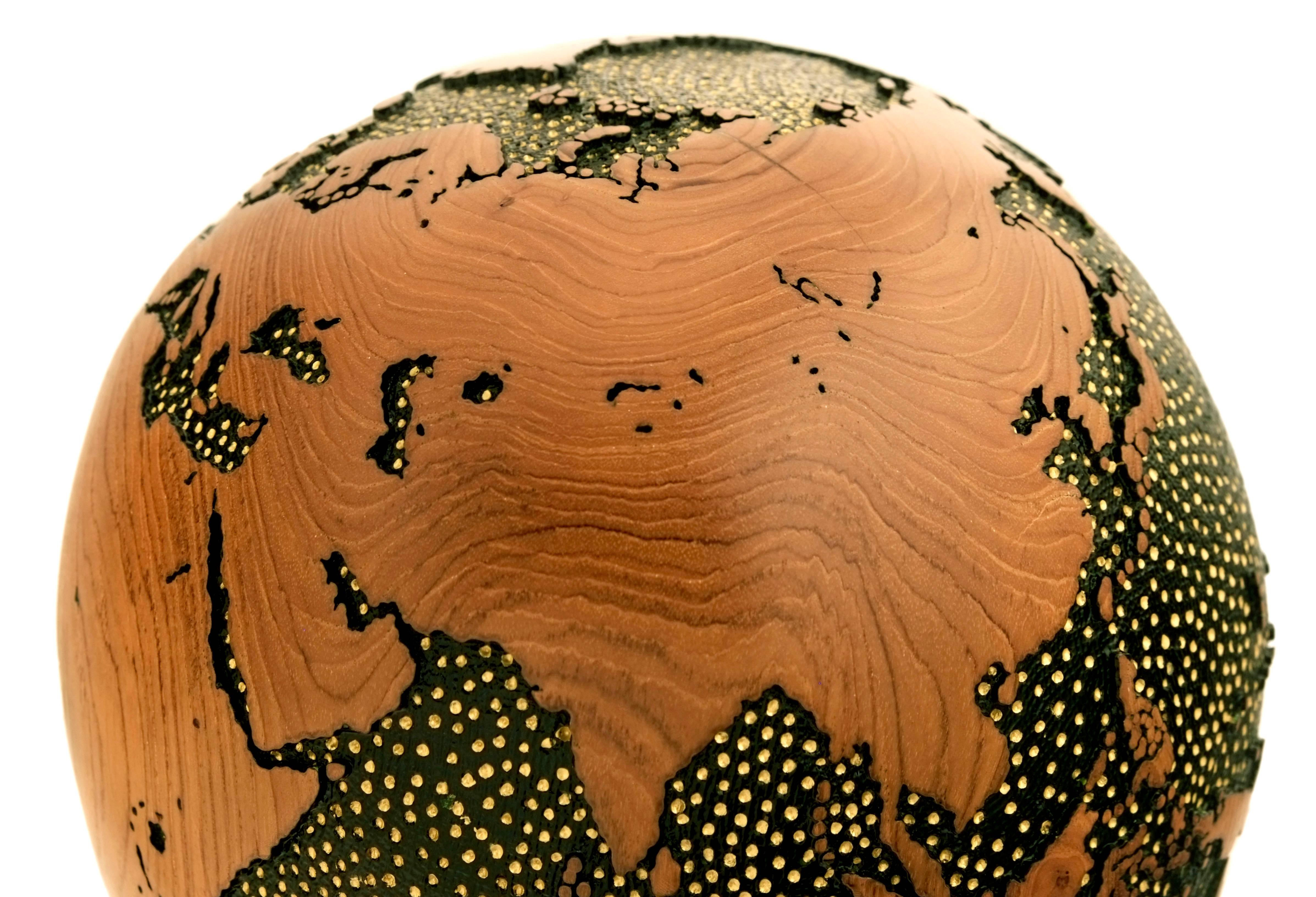 Contemporary Earth Stars Globe, made of teak root, vitrail, gold paint, hammered texture 30cm