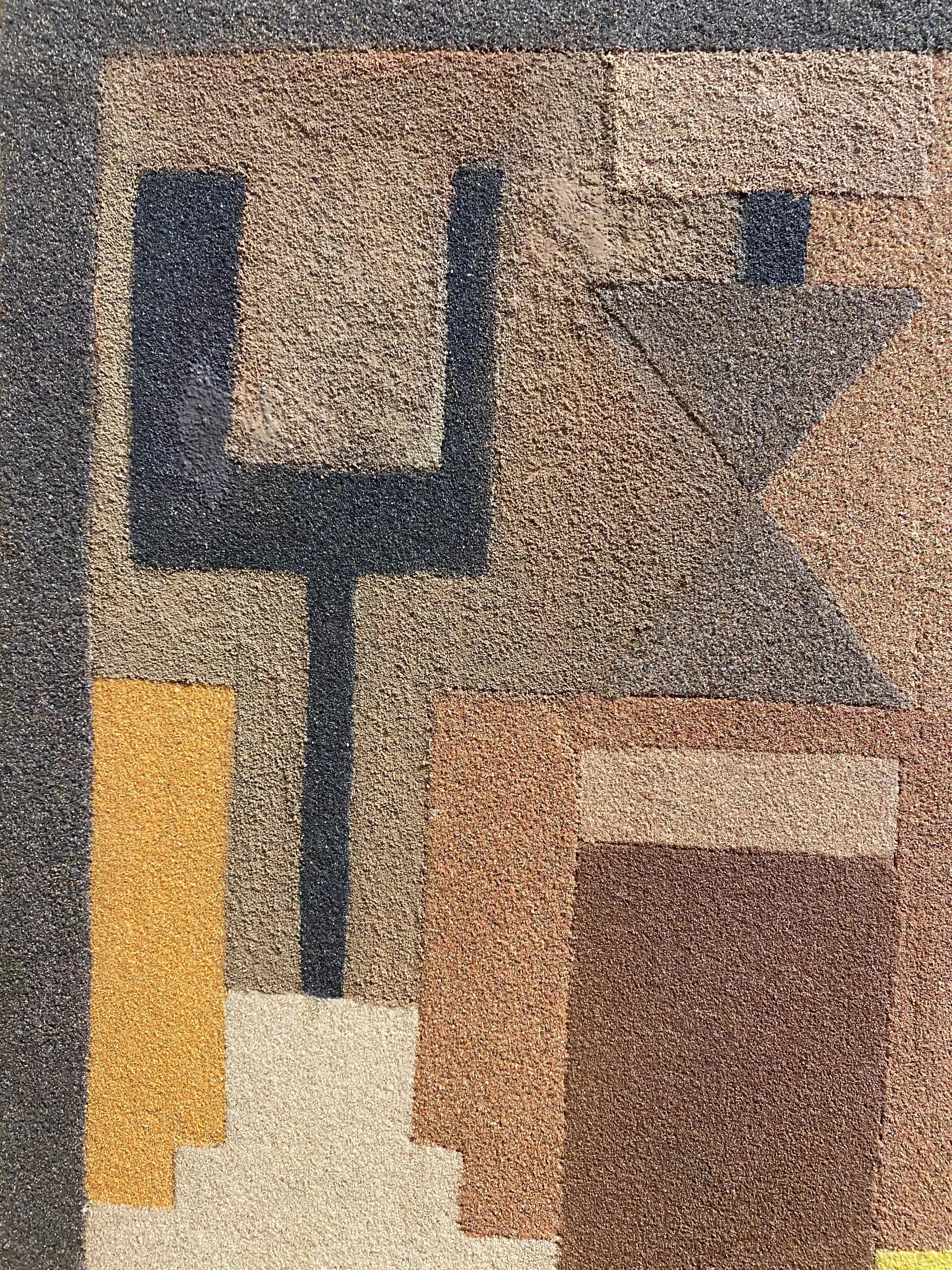 Earth Tone Geometrischer abstrakter, projectierter Sand auf Holzplatte von Angel Velasquez (Moderne der Mitte des Jahrhunderts) im Angebot