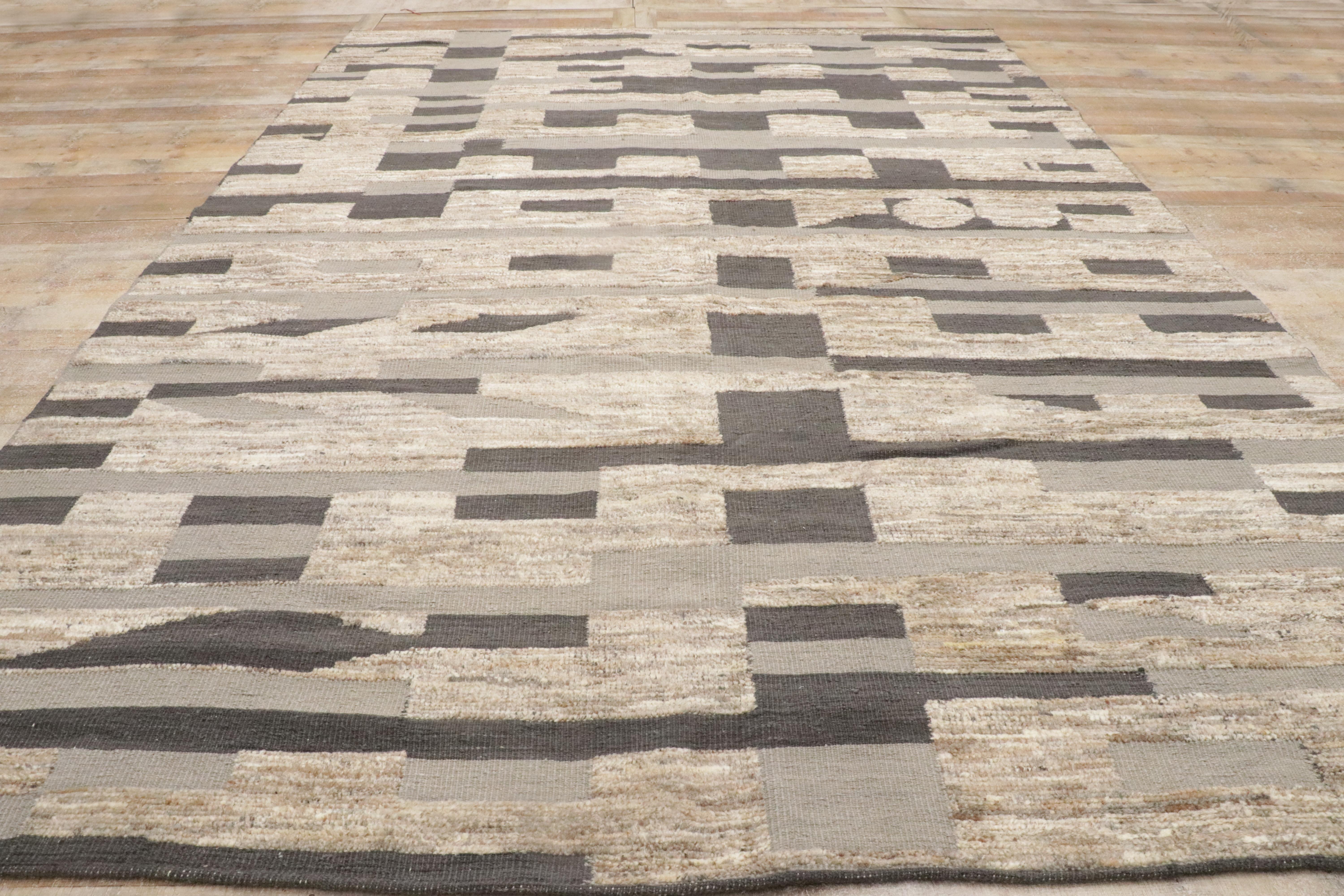 New Earth-Tone Modern Moroccan High-Low Carpet with Bauhaus Style im Angebot 3