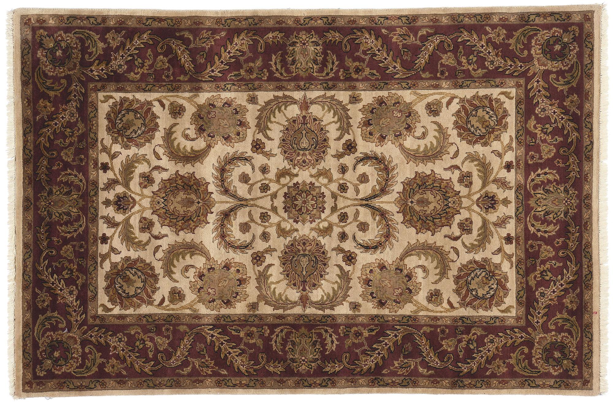 Earth-Tone Vintage Indian Rug For Sale 3