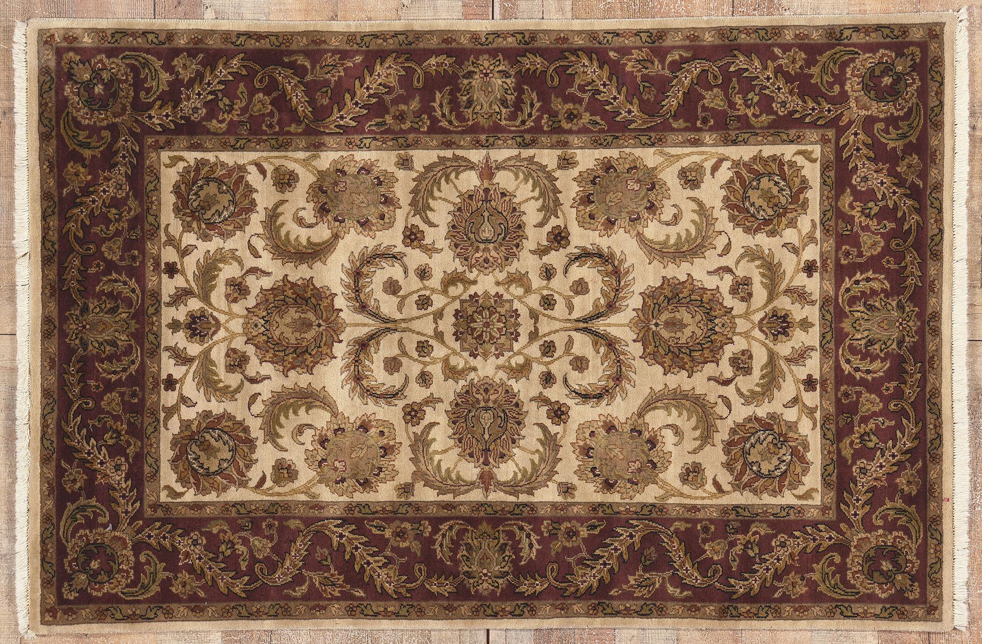 Earth-Tone Vintage Indian Rug For Sale 2