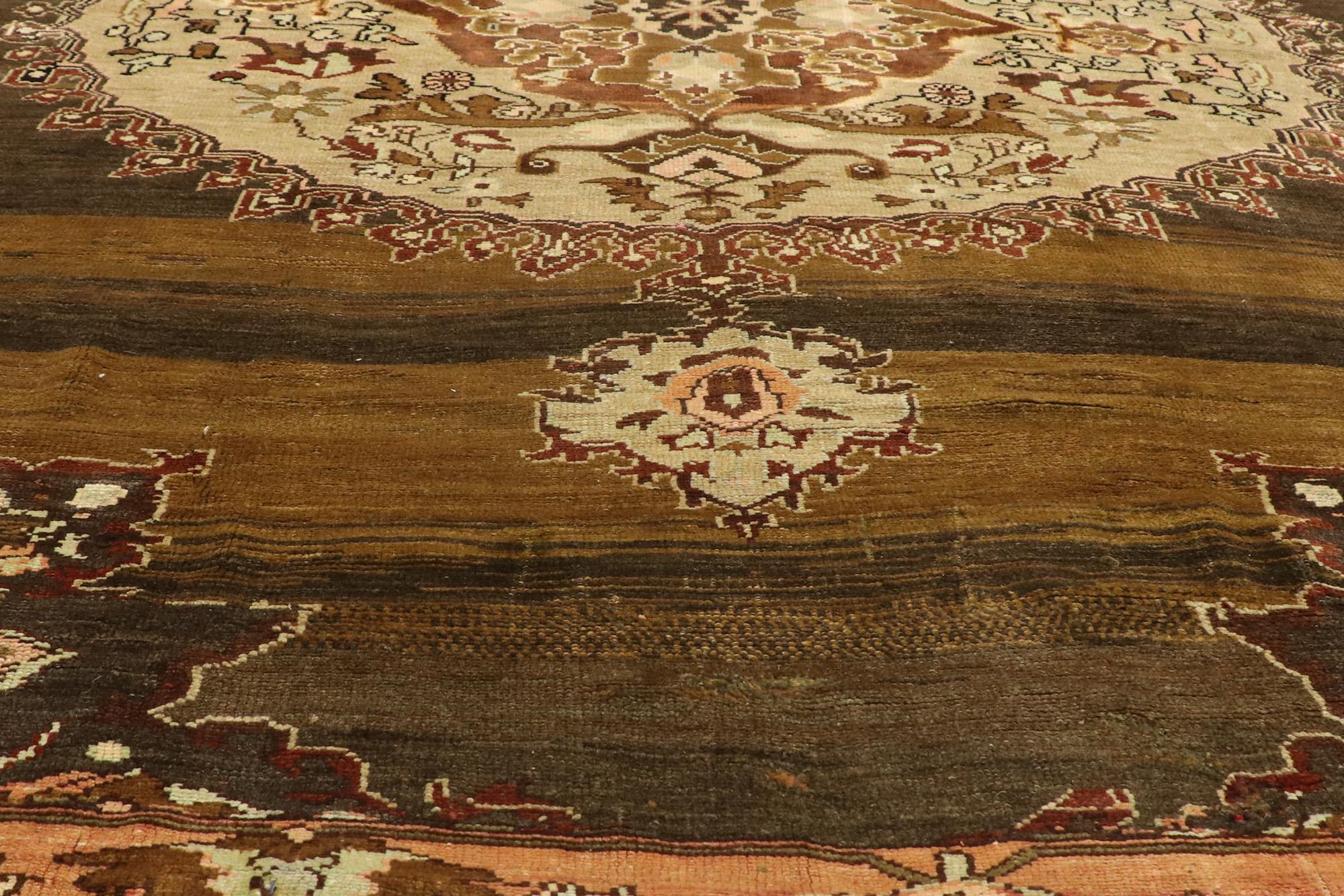 Earth-Tone Vintage Turkish Oushak Carpet  In Good Condition For Sale In Dallas, TX