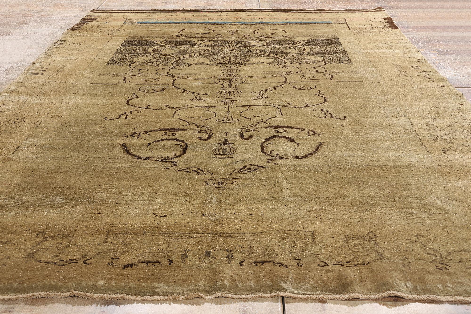 1930's Turkish Oushak Carpet with Traditional Style For Sale 8