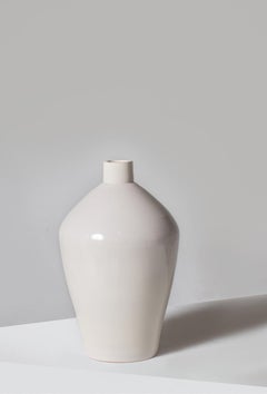 Earth-Toned Abba Collection of Ceramic Vases Celebrates Ancient Water Urns