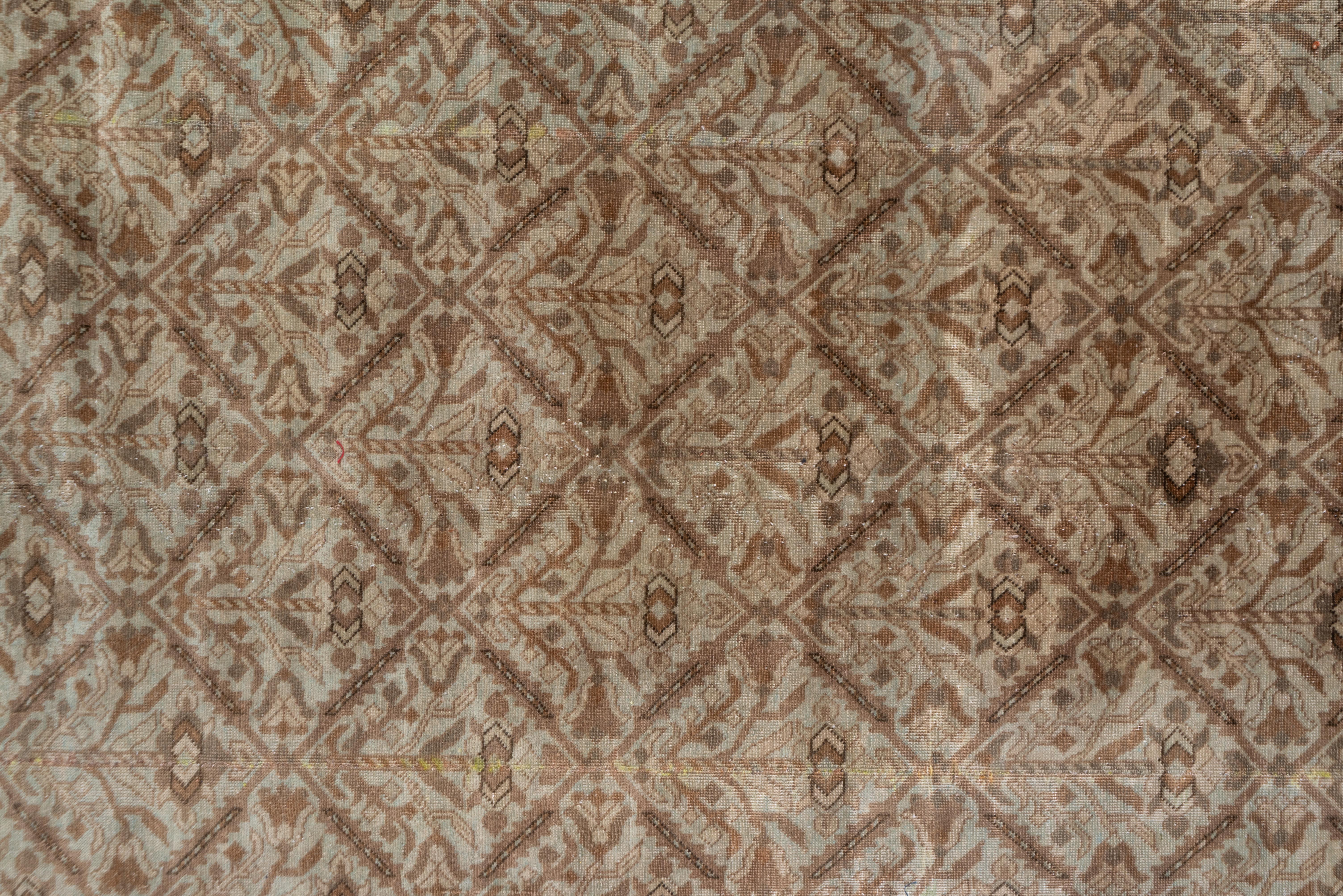 Hand-Knotted Earth Toned Geometric Antique Turkish Sivas Rug, circa 1930s For Sale